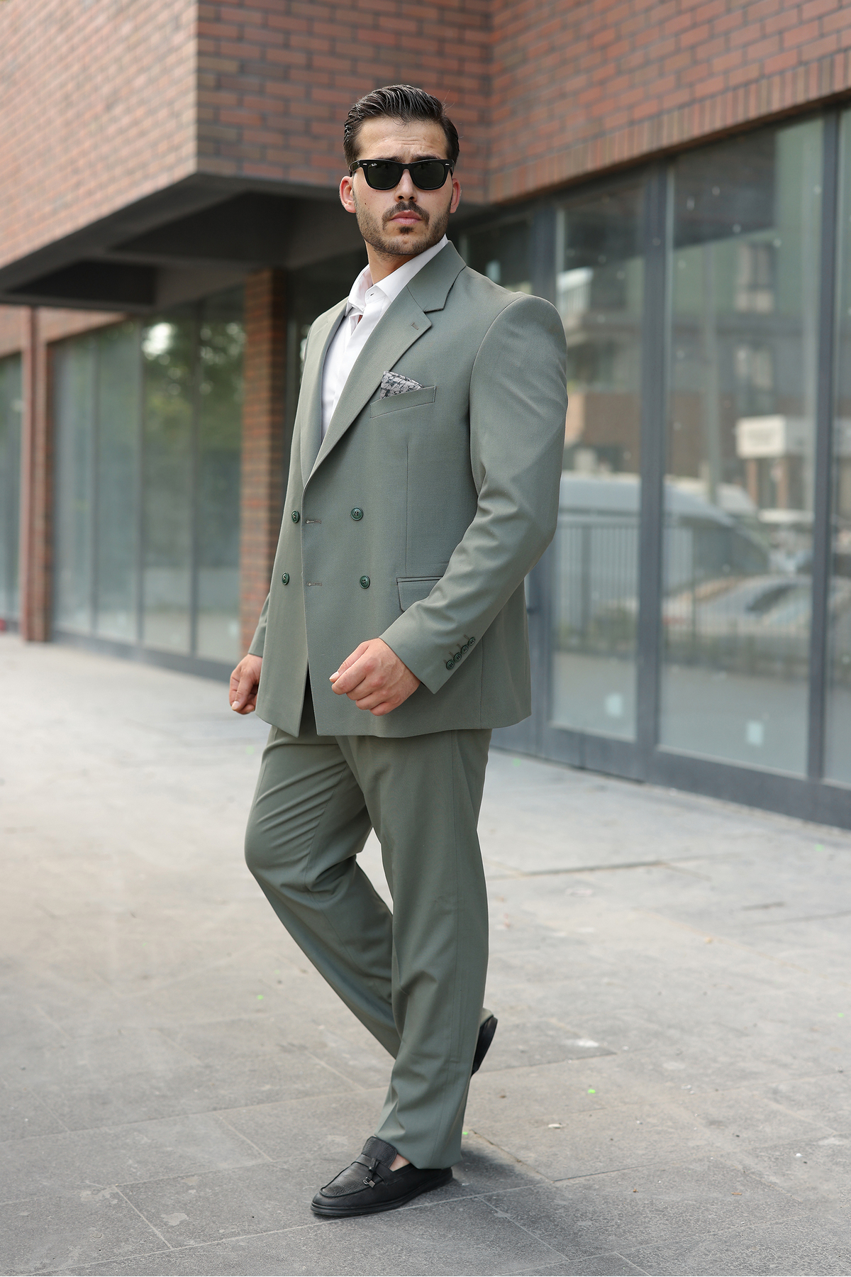 SABRİ ZENGİN Erkek Çağla Yeşili Oversize Kruvaze Takım Elbise