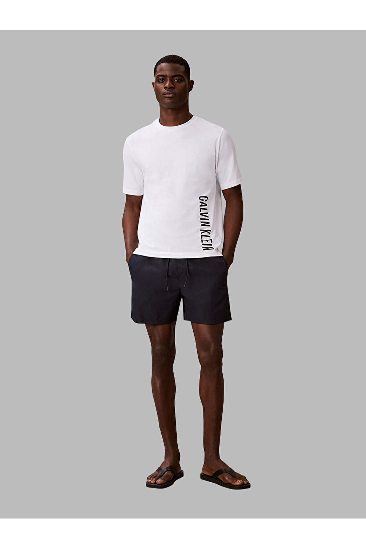 تیشرتمردانهCalvin Kleinسفید
