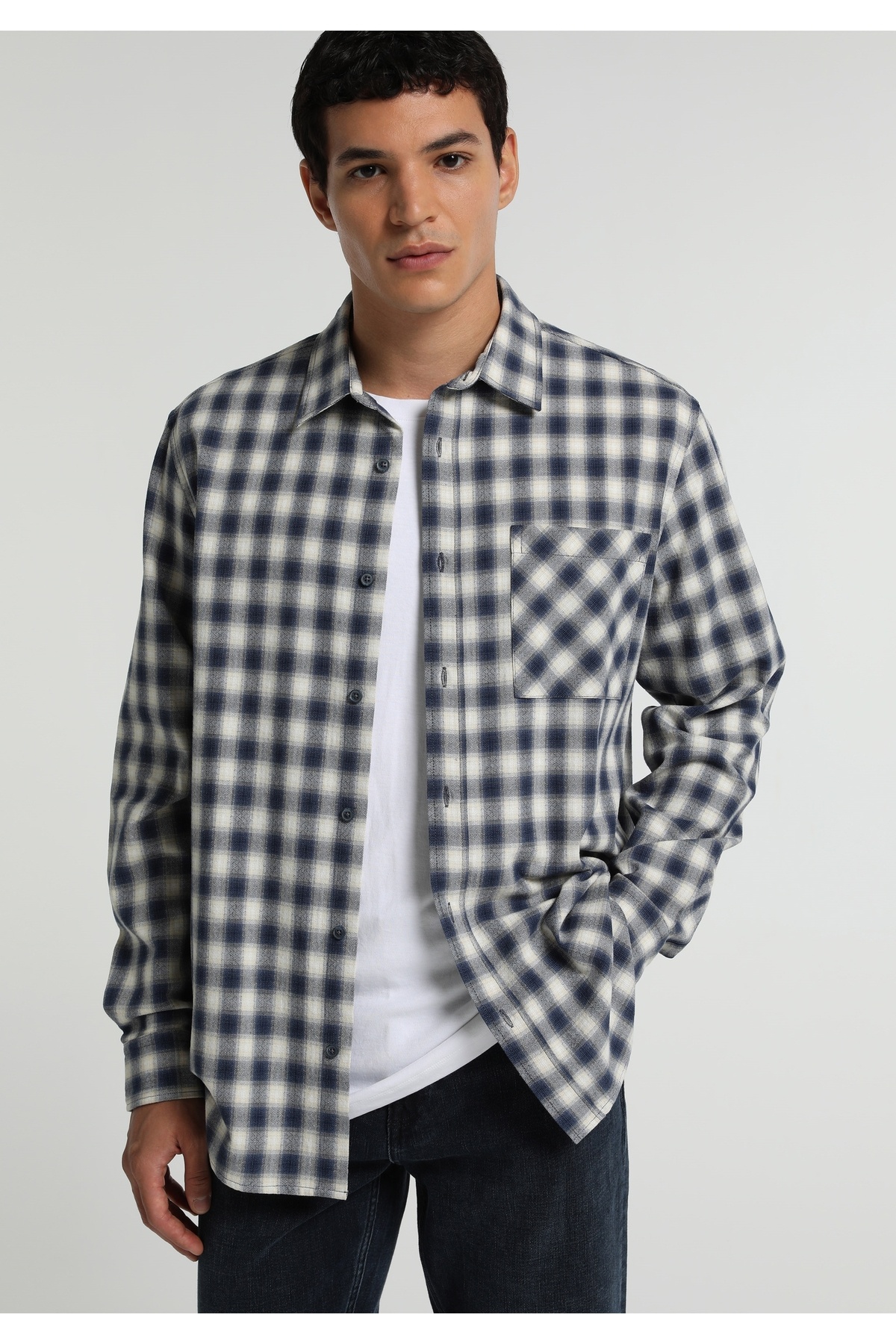 Colin's Regular Fit Shirt Neck Kareli Erkek Lacivert Uzun Kol Gömlek — سرمهای CL1080596_Q1.V1