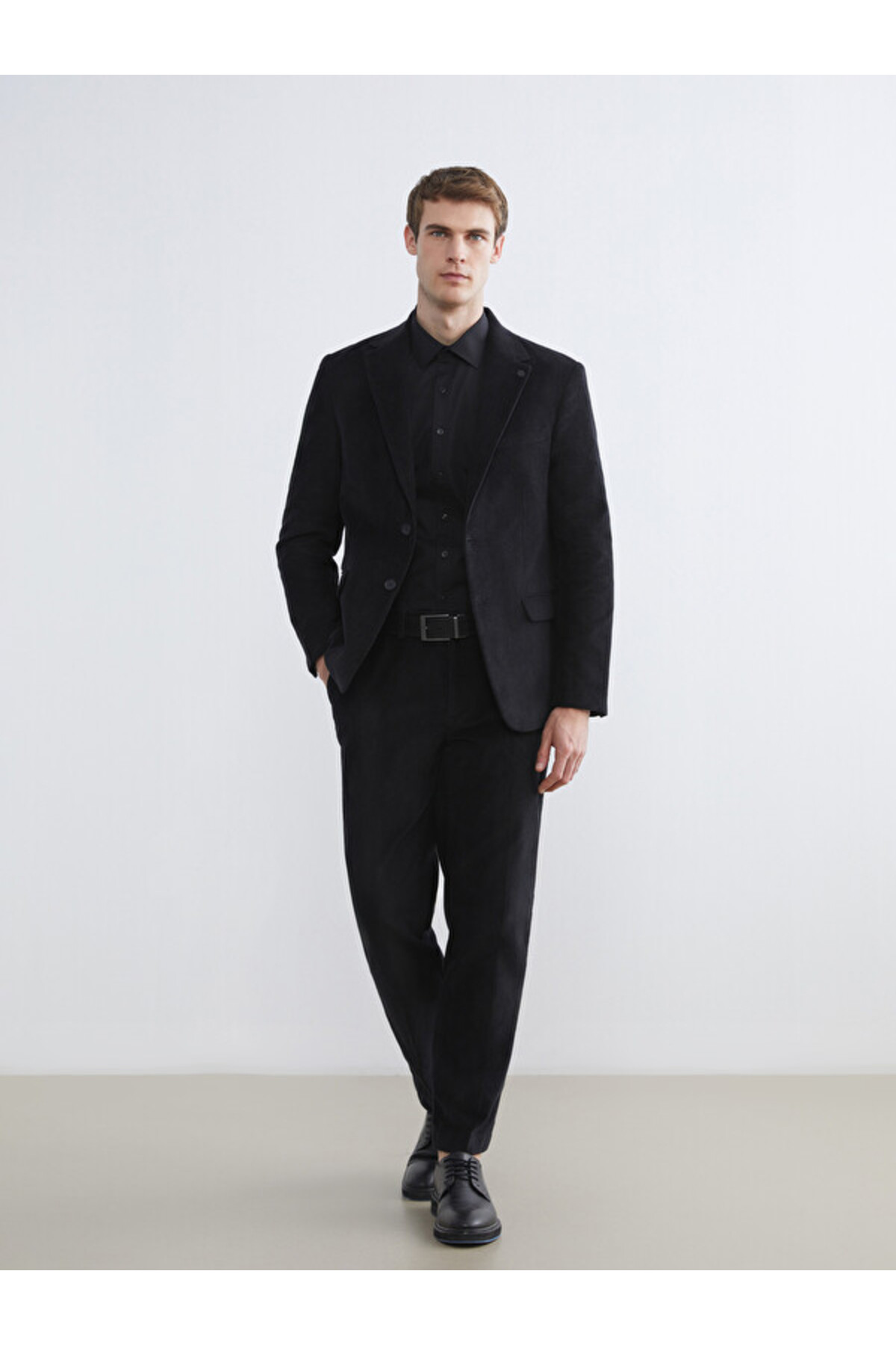 ESVAB • Modern & Elegant Standard Fit Men's Suit Trousers — رنگارنگ SVB-8145913-2001 — تصویر 2 از 3