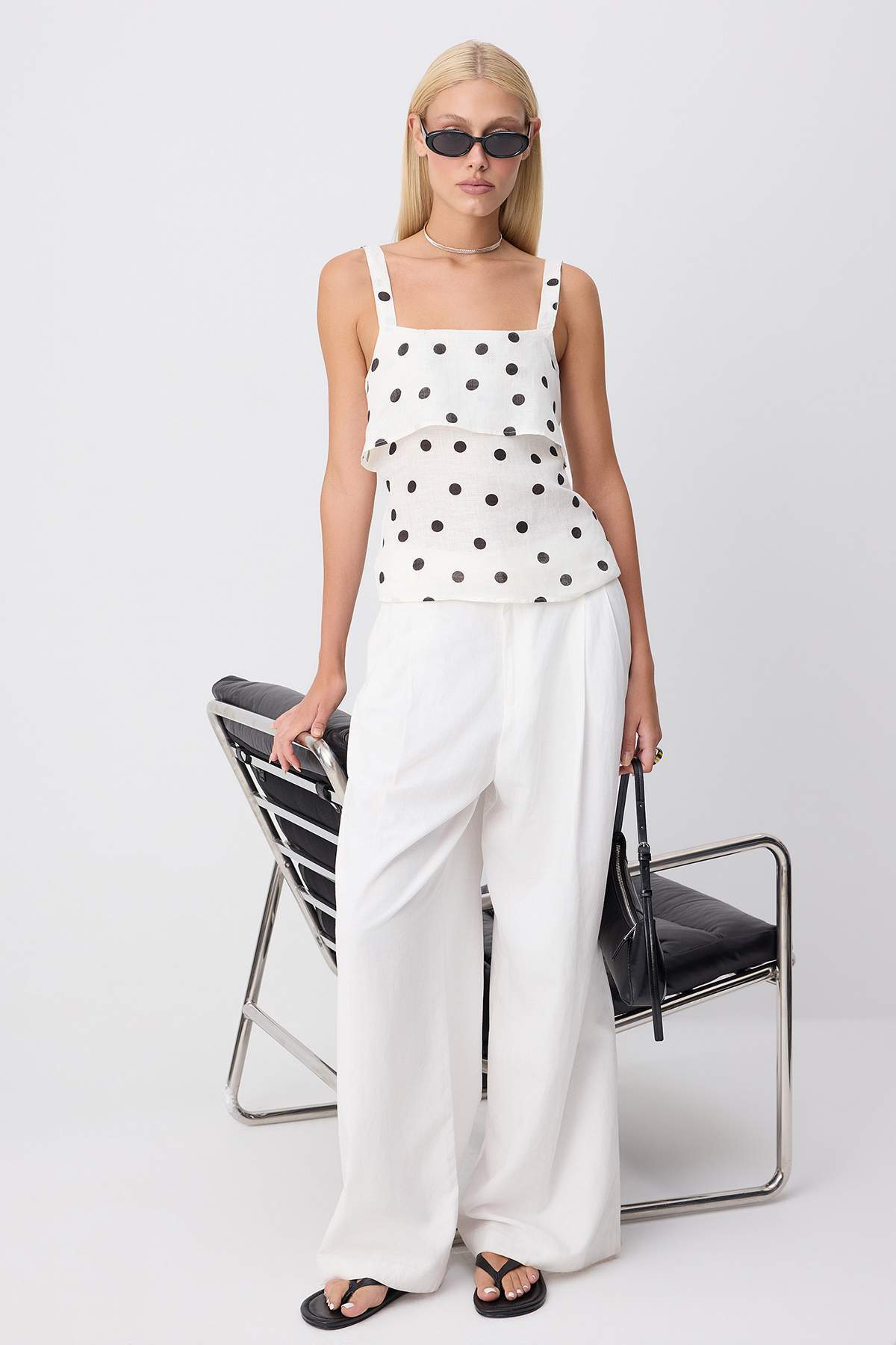 Trendyolmilla Beyaz Puantiye Desenli %100 Keten Bluz TWOSS26BZ00679