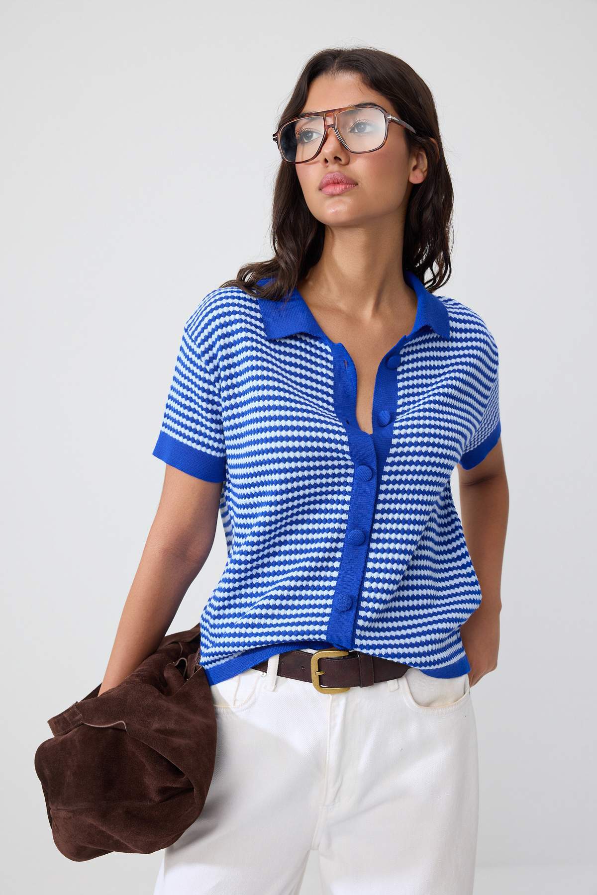 Trendyol Kollektion Saks Polo-Kragen-Strickbluse mit Streifen TWOSS25BZ00183