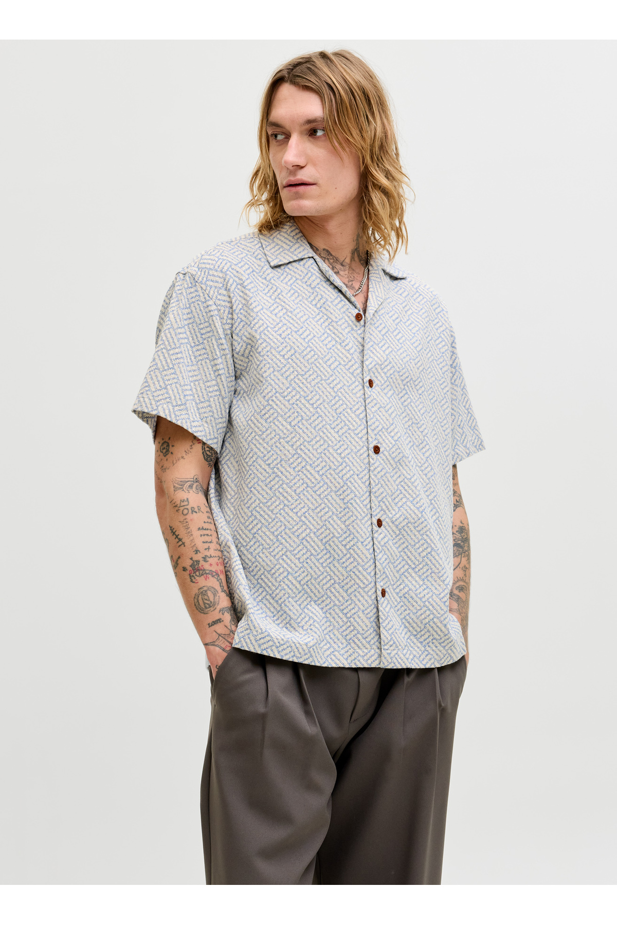 پیراهن مردانه خاکستری سایز معمولی کد ۱۲۲۹۱۹۵۶ JPRBLUWINSON DOBBY SHIRT جک اند جونز پیراهن Jack & Jones