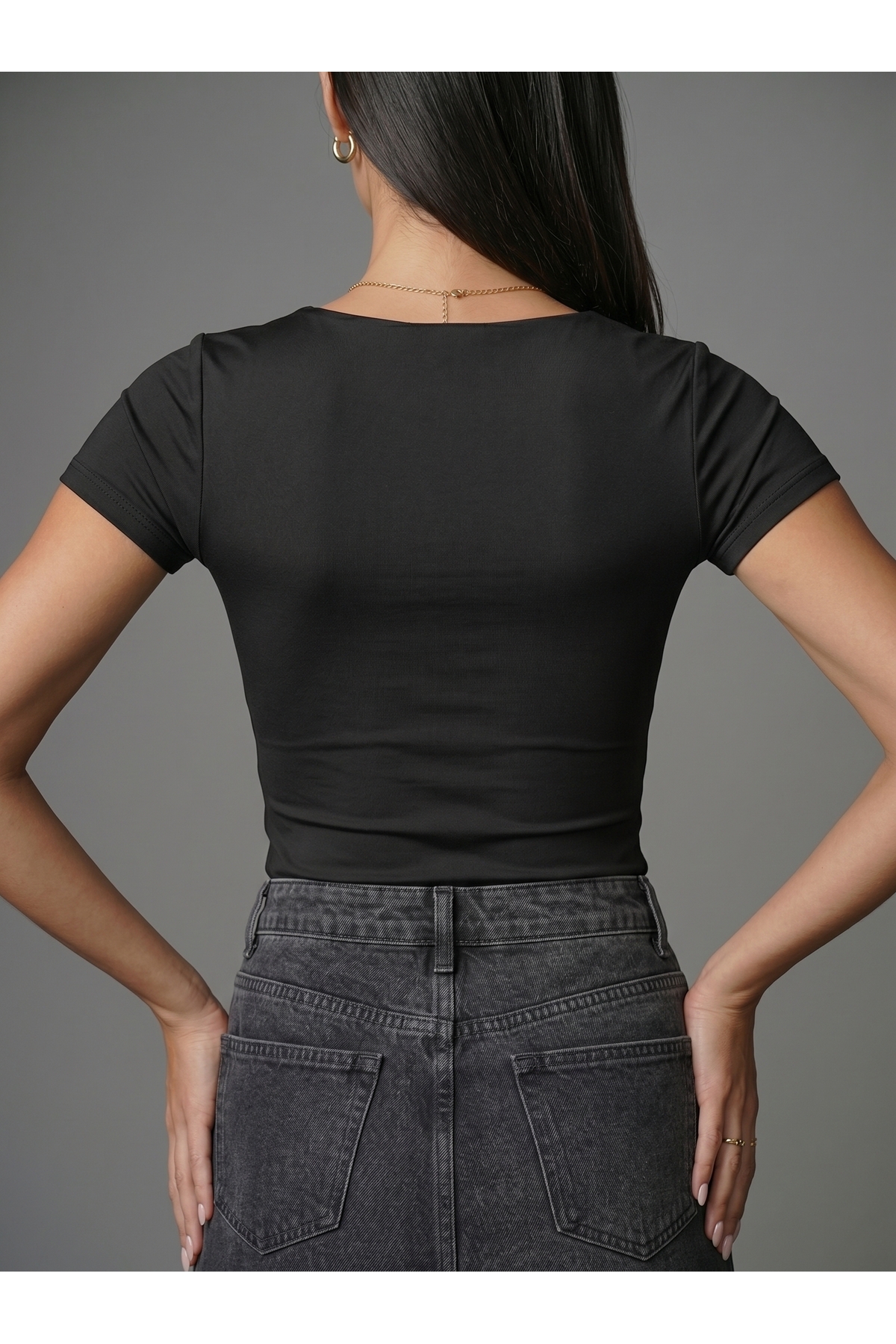 Kadın Kare Yaka Kısa Kollu Çıtçıtlı Body Slim Fit Dar Kalıp Likralı Bodysuit - Siyah 5