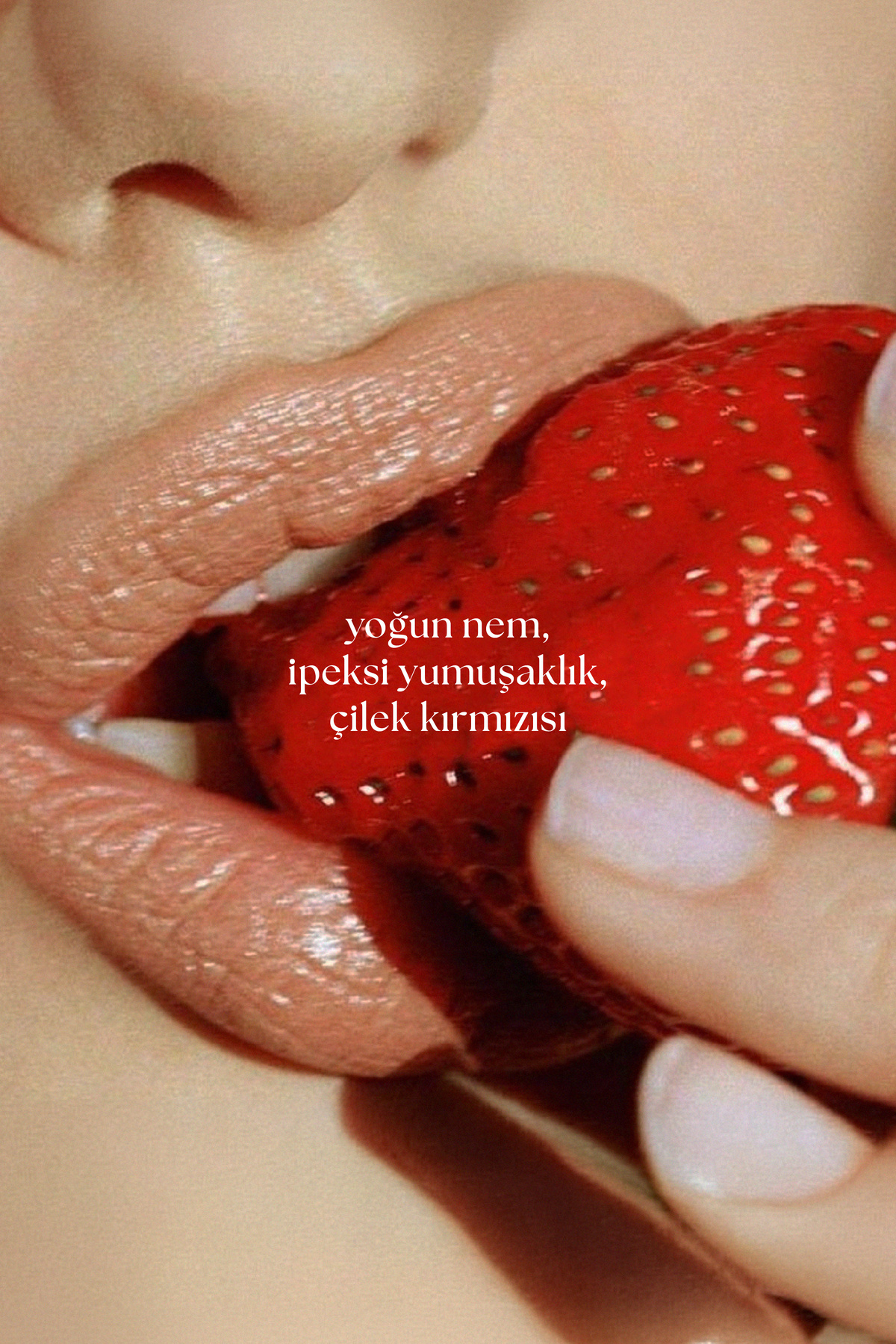 Çilekli Parlatıcı Besleyici Doğal Dudak Balmı - Peptit Lip Balm — صورتی 153.99.18.001 — تصویر 6 از 8