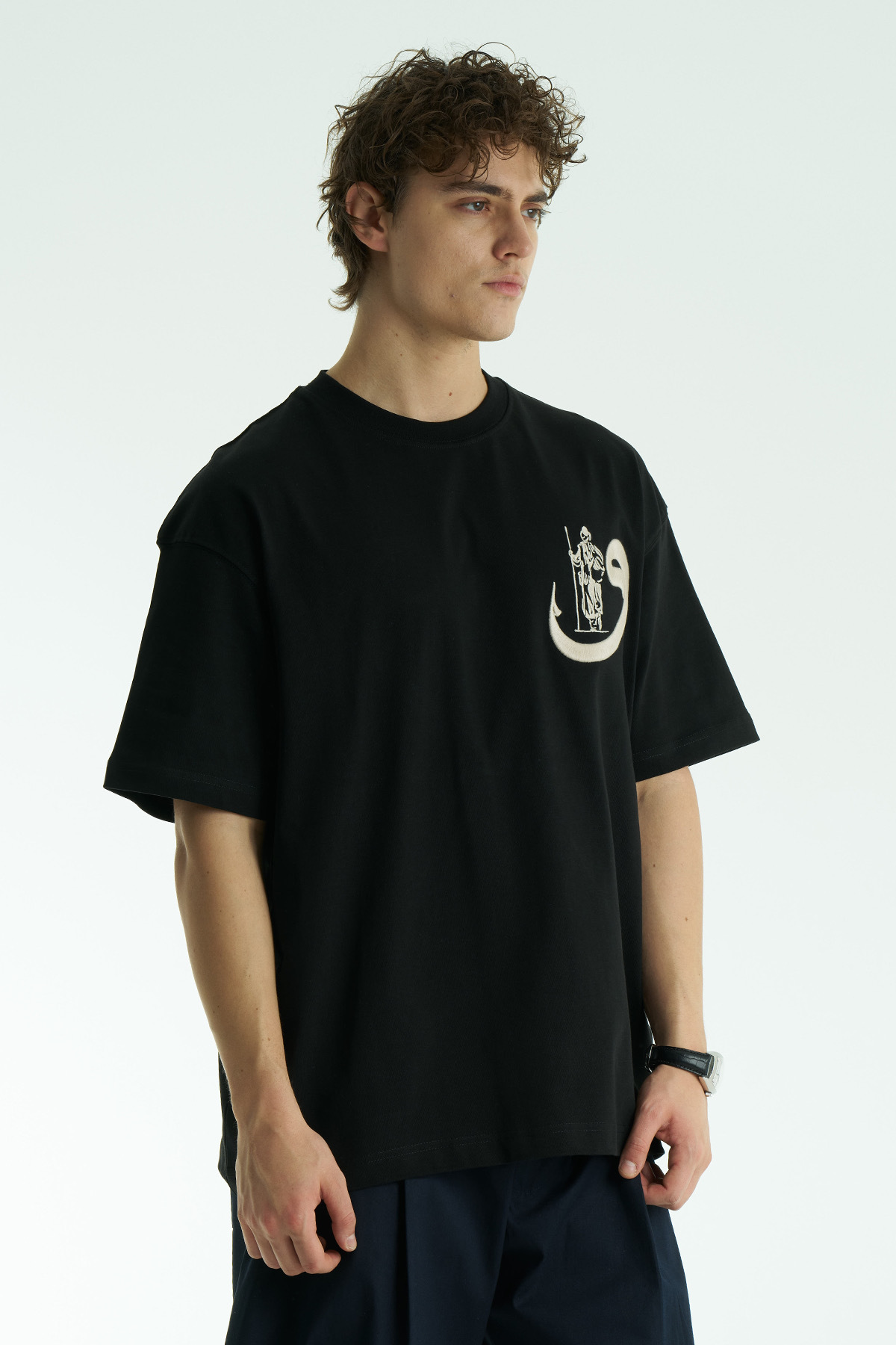 SHANBERWEAR Vav Nakışlı & Halı Motifli Oversize Erkek Tişört %100 Pamuk Bisiklet Yaka - Siyah görsel 5
