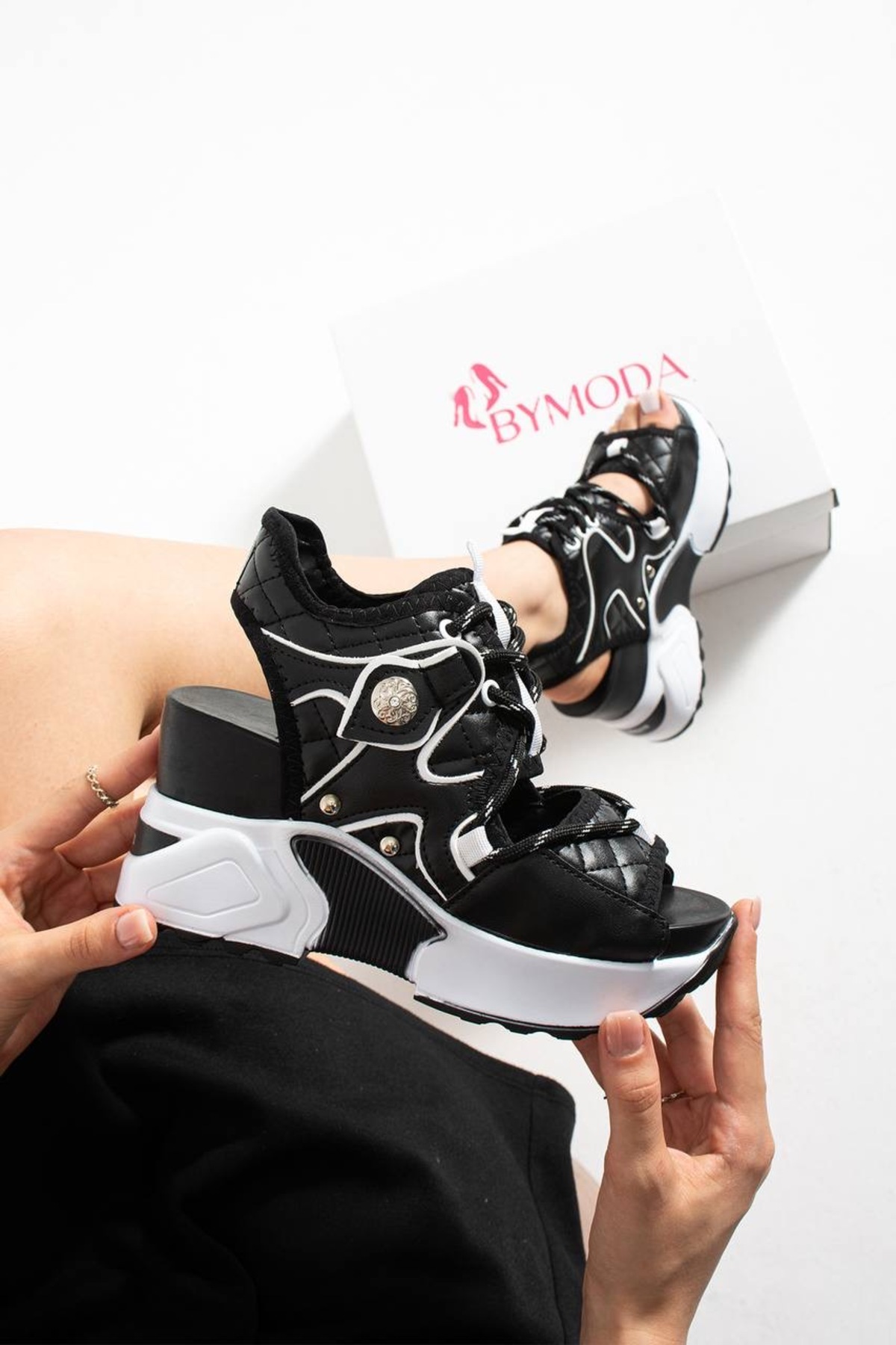 Bymoda Yeni Sezon Siyah Dolgu Topuklu Spor Sandalet Toplam Yüksekliği 10 CM görsel 5
