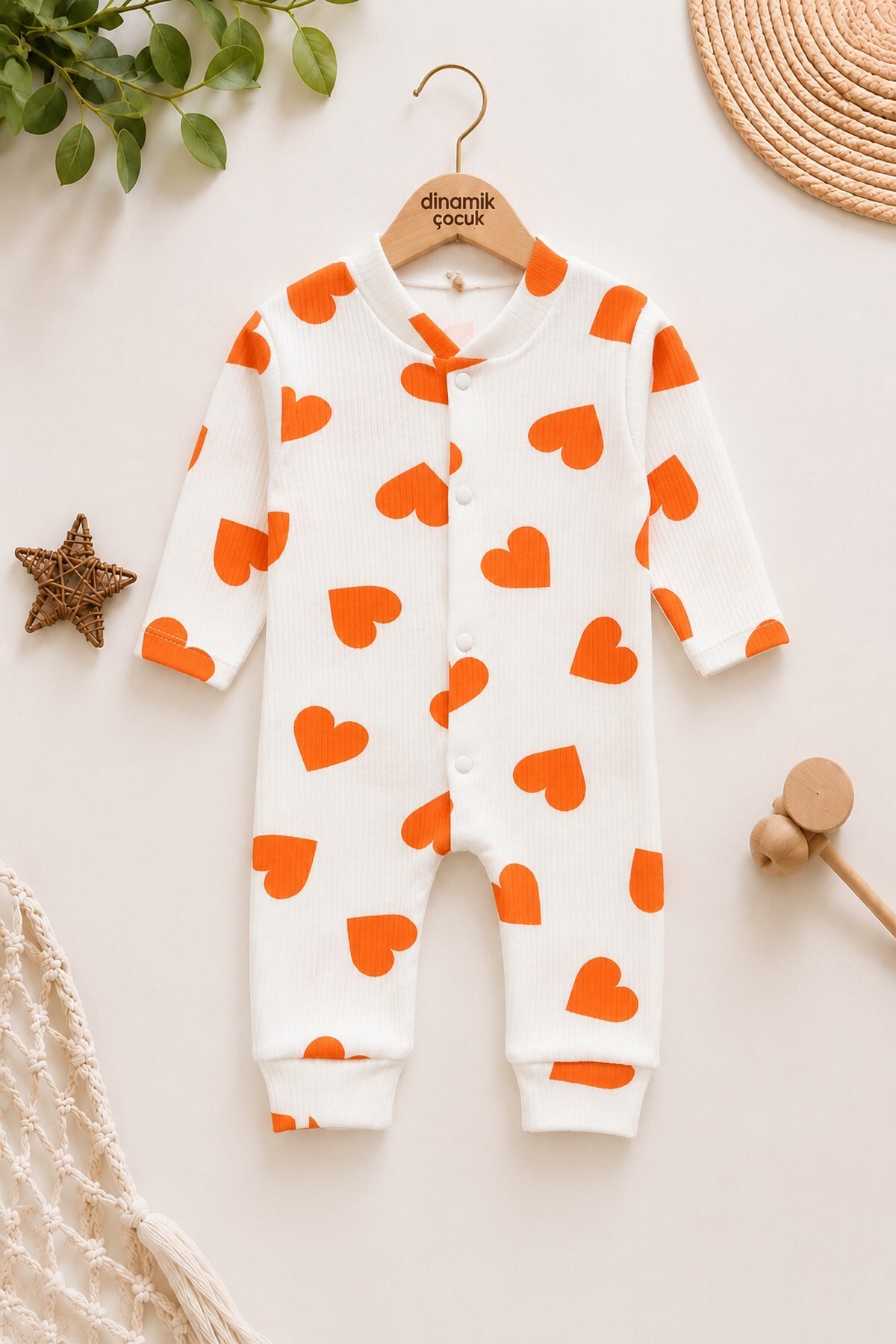 Baby Heart Printed Ribbed Fabric Newborn Baby Jumpsuit with Snap Fastener 100%Cotton Flexible 1-3-6Month