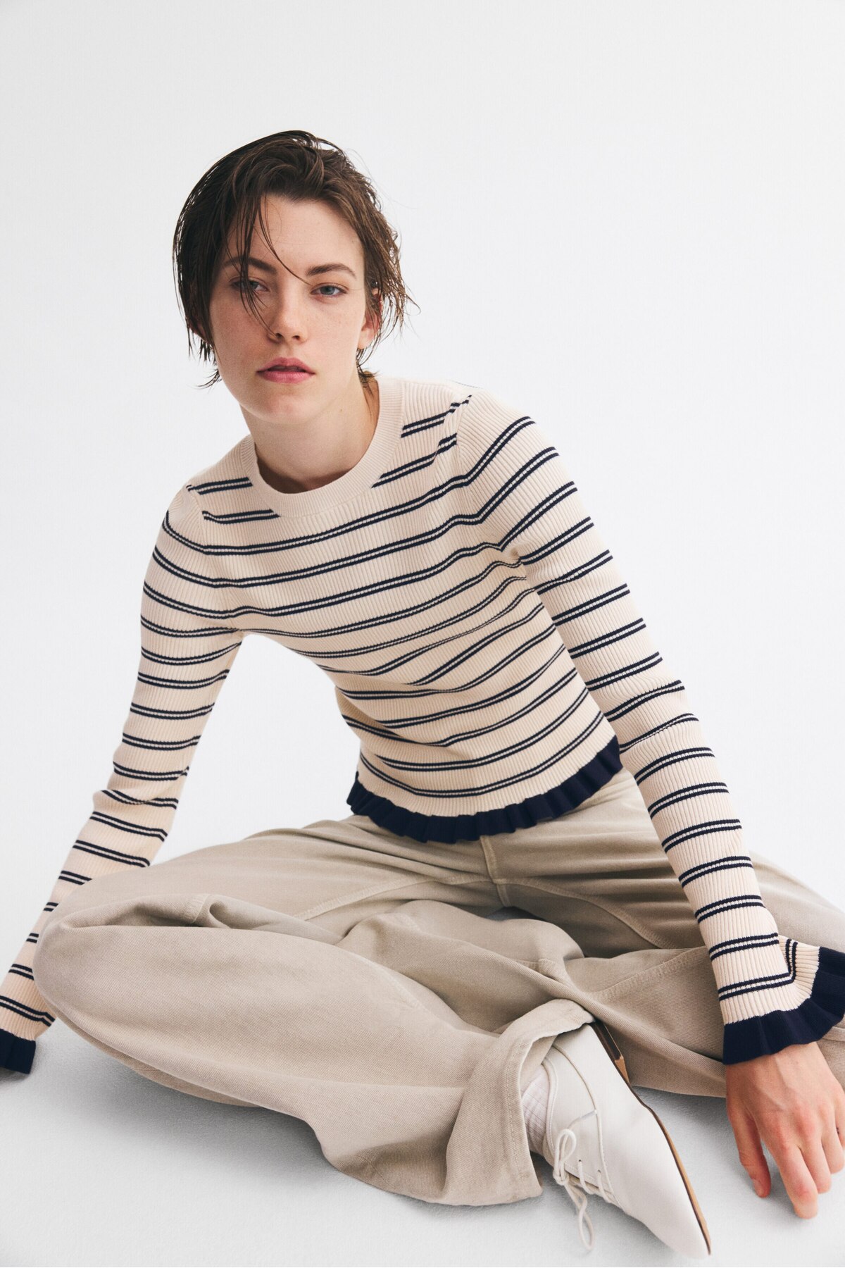 H&M Fırfırlı ve Lastik Örgülü Üst görsel 2