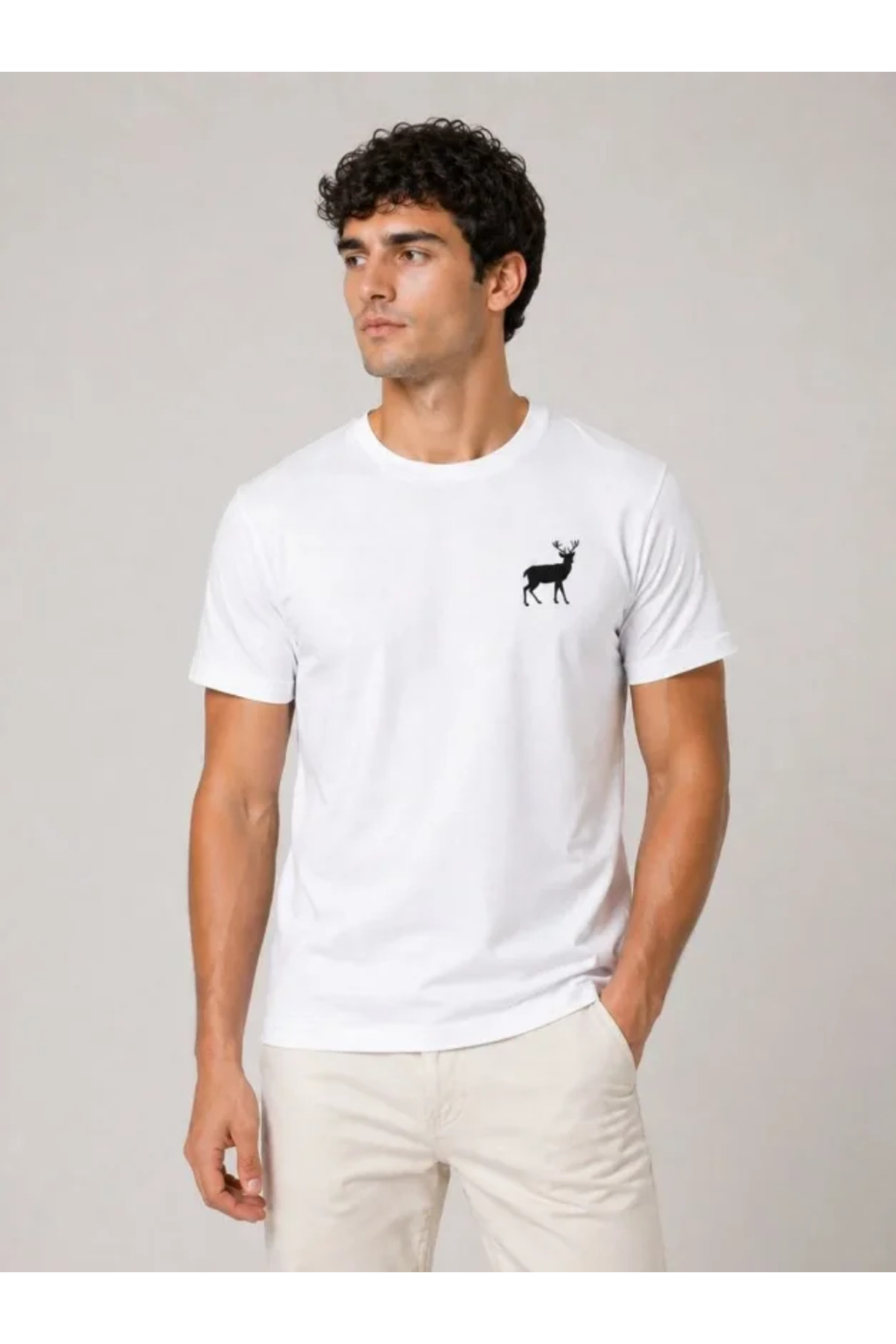 Erkek Minimal Geyik Logolu Tişört Bisiklet Yaka Kısa Kol Yazlık T-Shirt - Beyaz