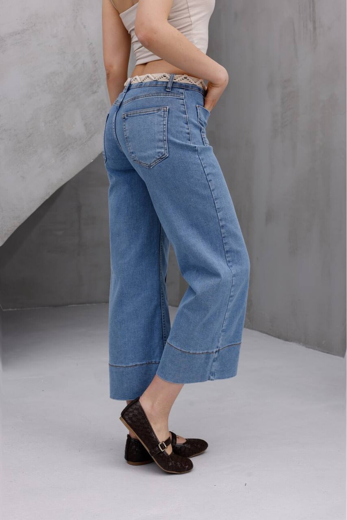 Kadın Hasır Kemer Detaylı Yüksek Bel Wide Leg Jean Pantolon 2