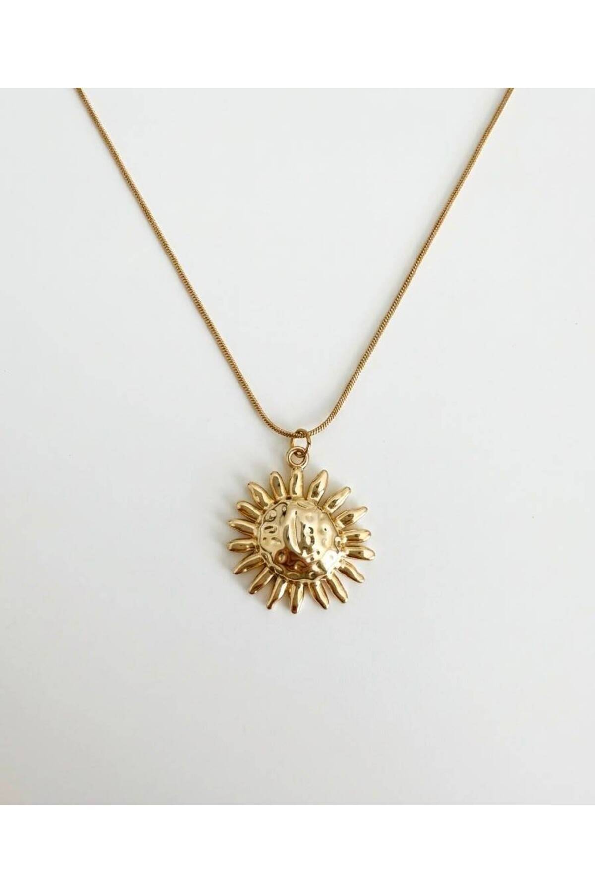 Büyük Güneş Charm Çelik Zincirli 45 cm Yazlık Gold Kolye - Detay Görseli 1