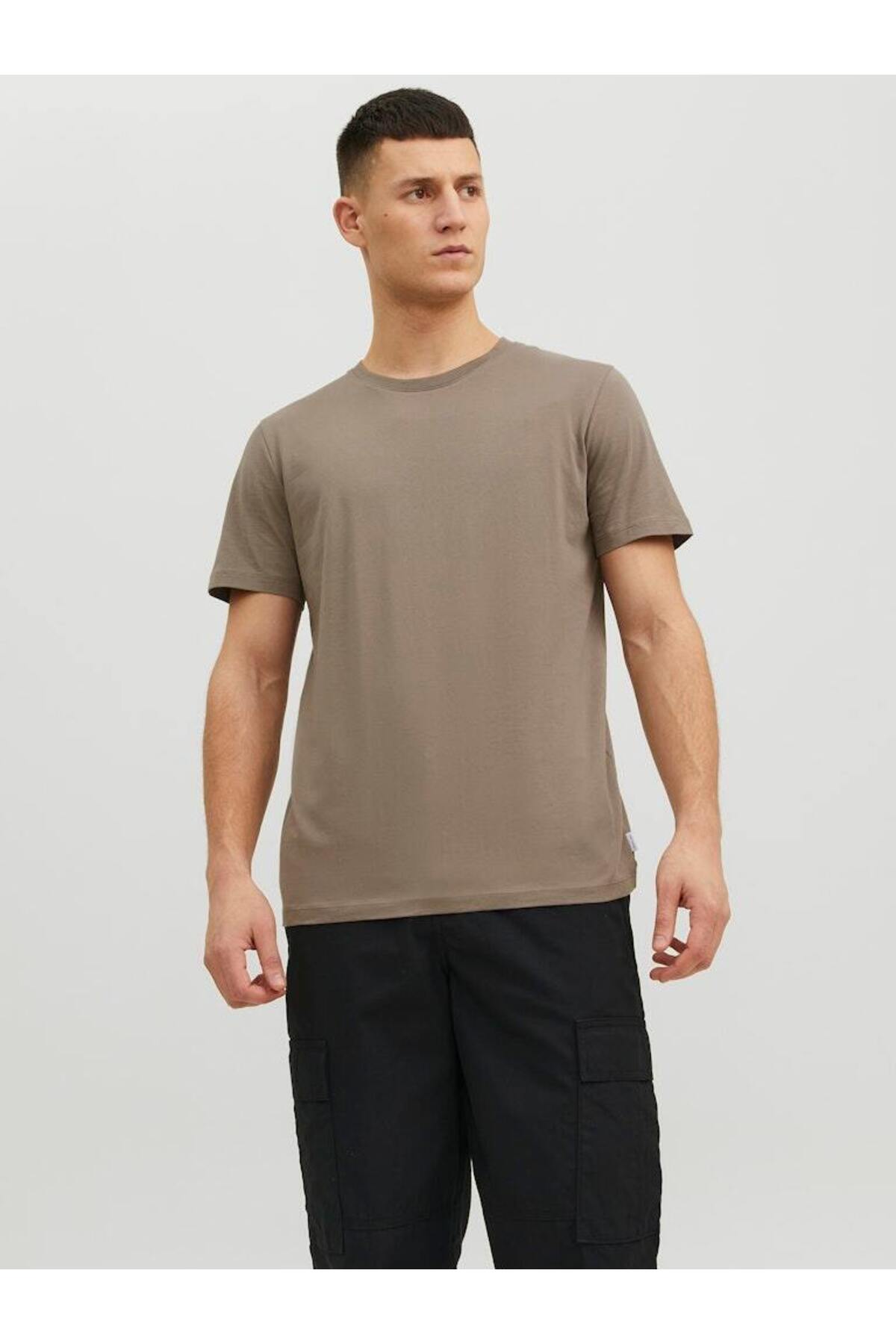 تی شرت مردانه جک جونز مدل 12156101 جک اند جونز تی شرت Jack & Jones