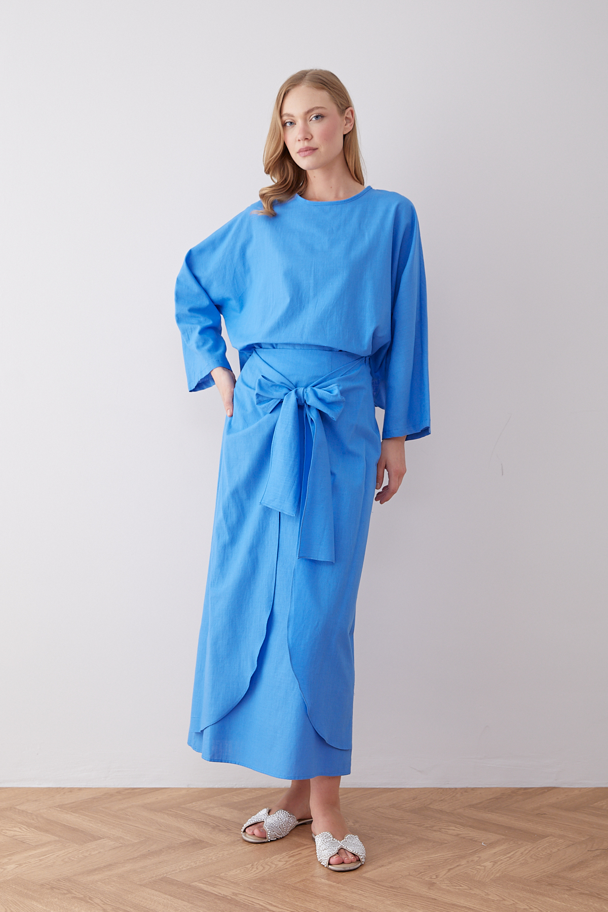 Melike Tatar Tied Skirt Suit 32-2901