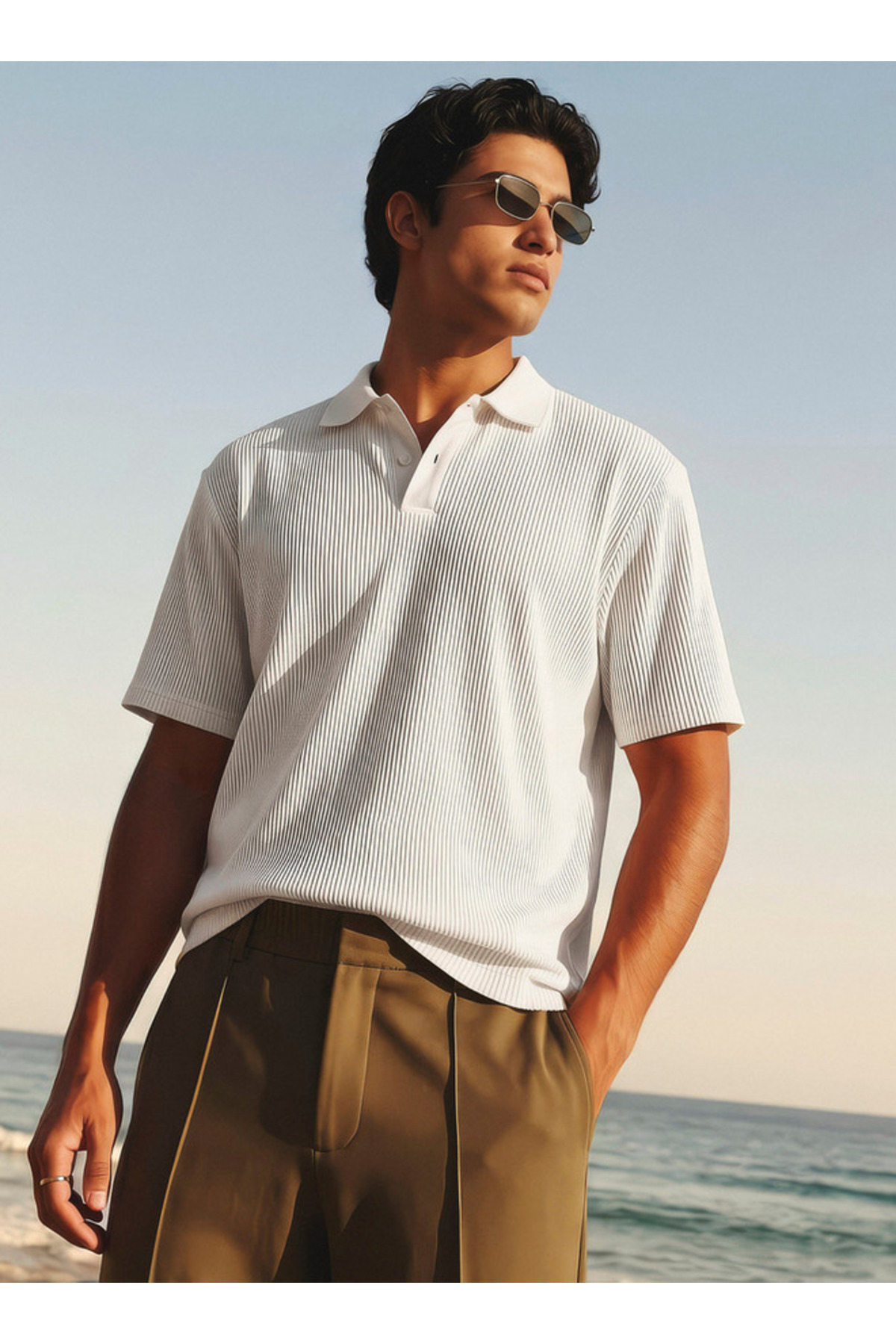 FAV CONTRAST NECK POLO