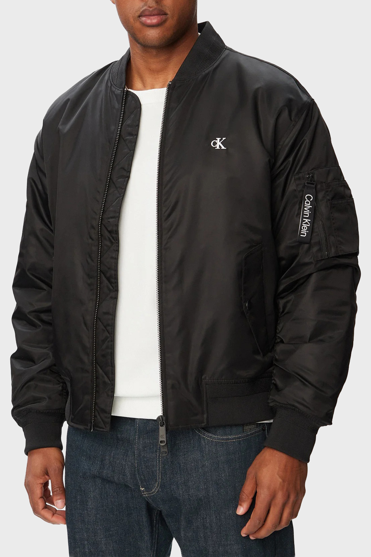Calvin Klein Logolu Relaxed Fit Kolej Yaka Su İtici Mont LV04RG505GUB1 Erkek MONT LV04RG505G UB1 — مشکی TYCBC41C3D942847851917E00