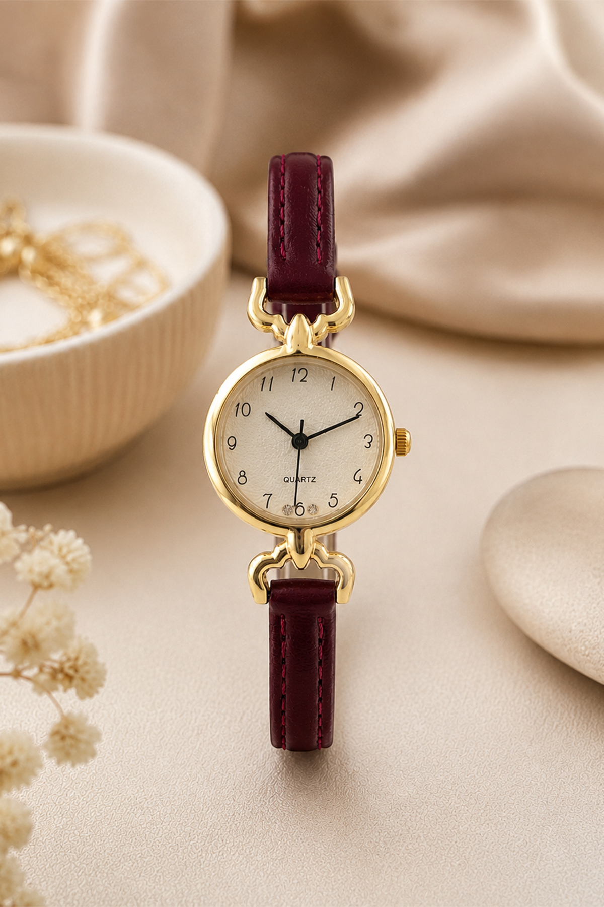 GANYMET Boffy Vintage Minimalist Bordo Deri Kordon Kadın Kol Saati - Gold Detaylı Şık Tasarım Kadın Saat görsel 2