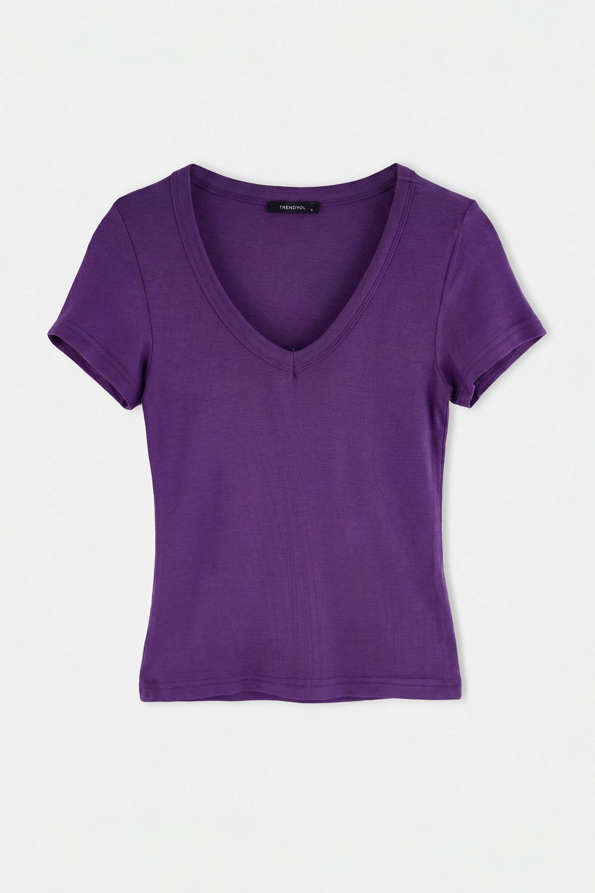 Trendyolmilla Mor Düz Regular V Yaka Standart Kol Kısa Yumuşak Örme Bluz TWOSS26BZ01007