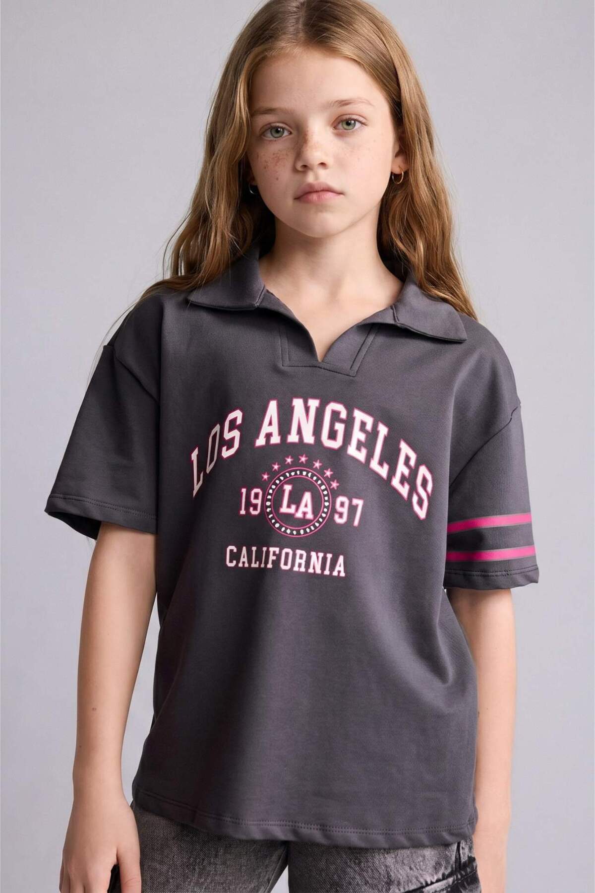 Defacto V-Neck Printed Short Sleeve Anthracite T-Shirt Girls H7251A826Hs