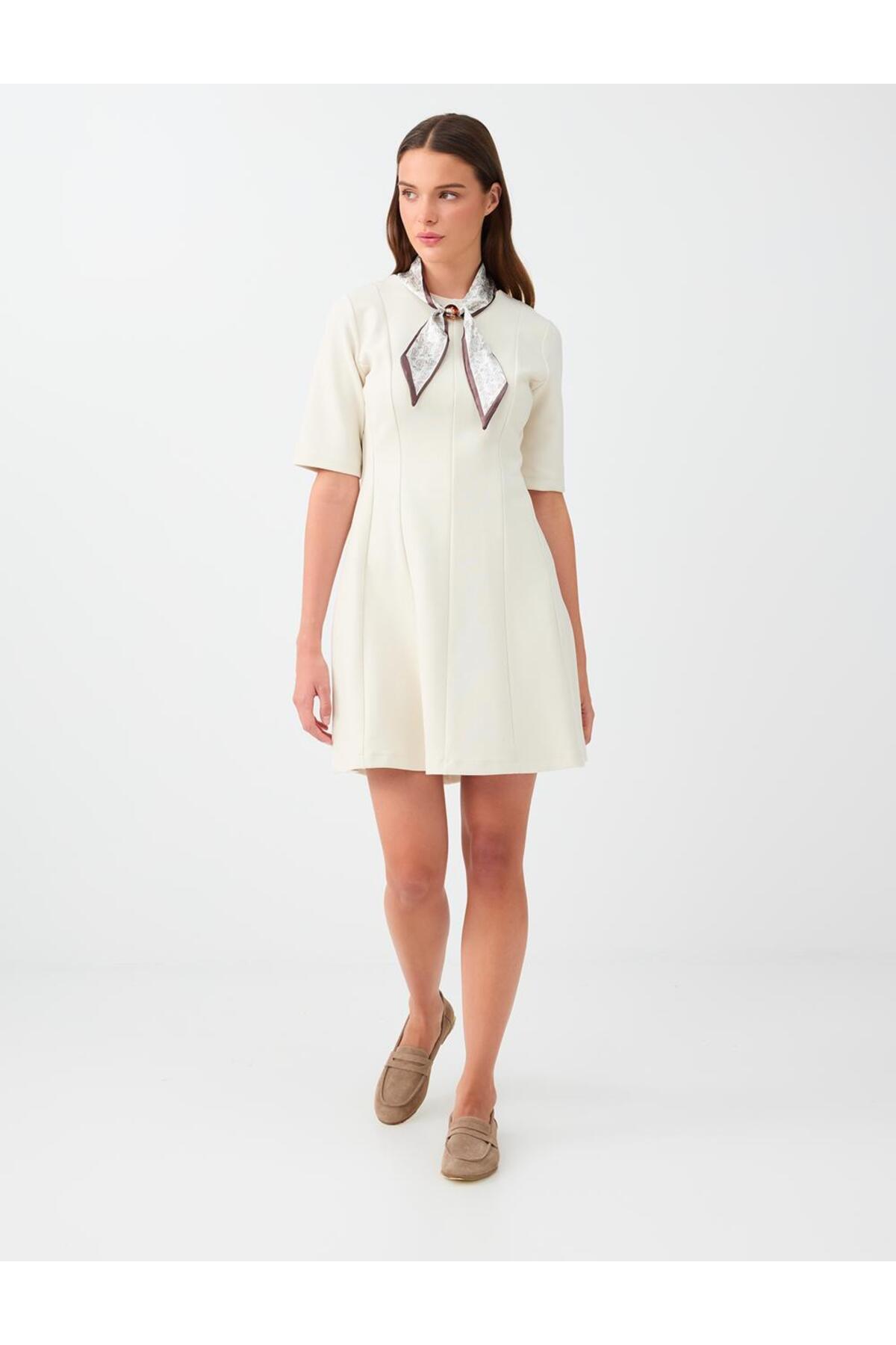 Jimmy Key Ekru Pile Detaylı Dirsek Kol Pamuklu Elbise görsel 4