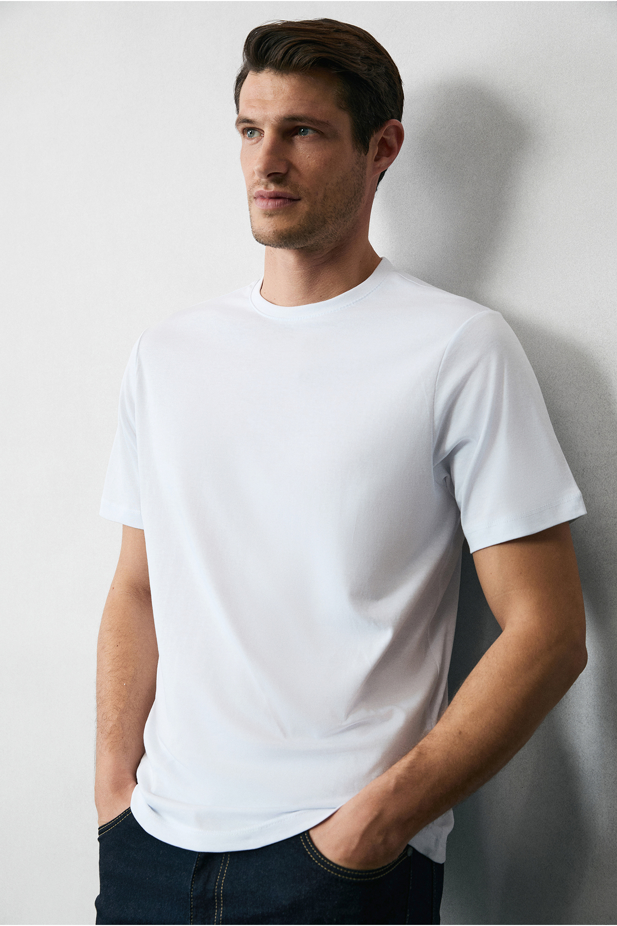 Kiğılı Bisiklet Yaka Regular Fit %100 Pamuk Süprem Basic Tişört