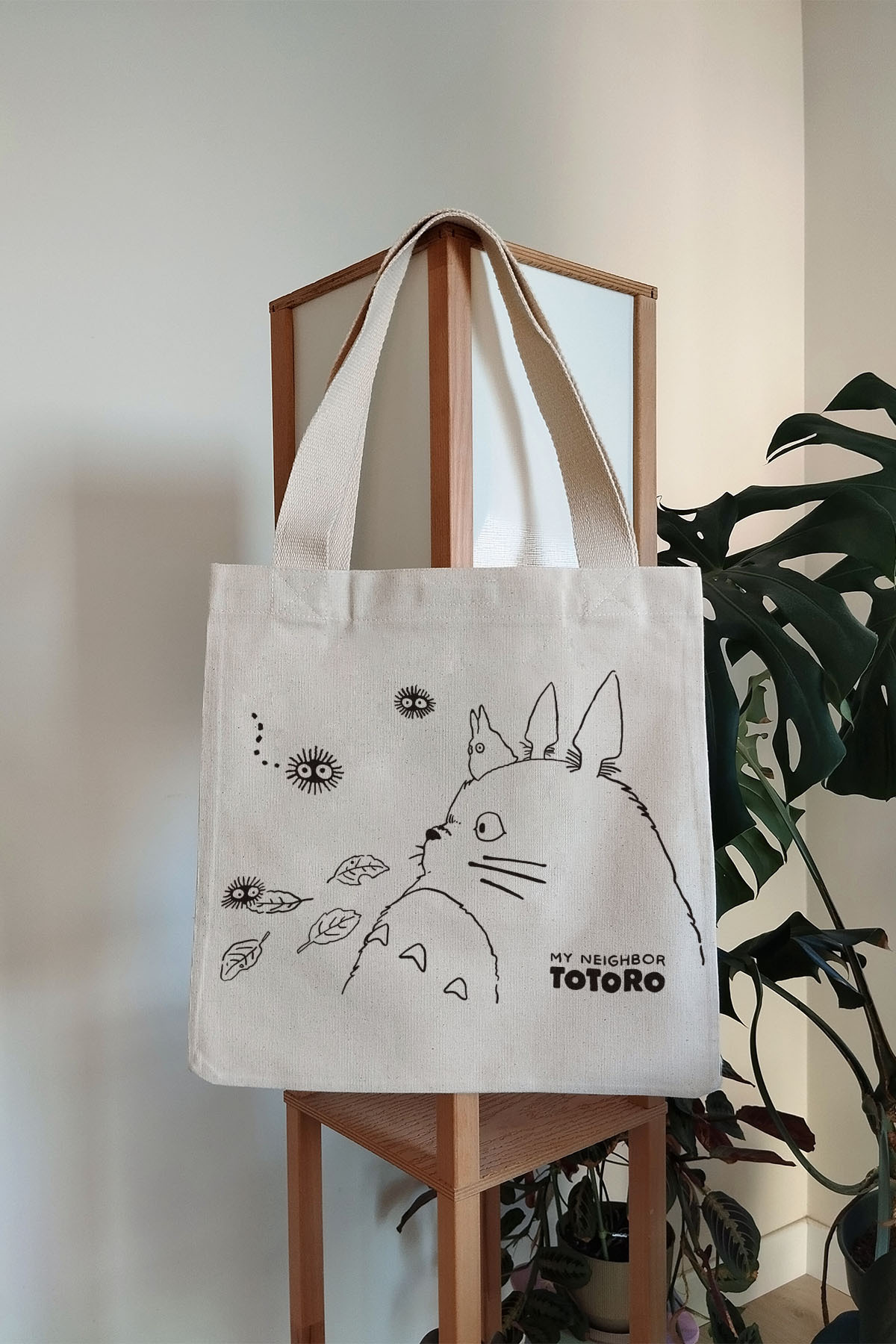 Tee&more. Miyazaki My Neighbor Totoro Baskılı Cırtlı ve İç Cepli Kanvas Bez Çanta görsel 3