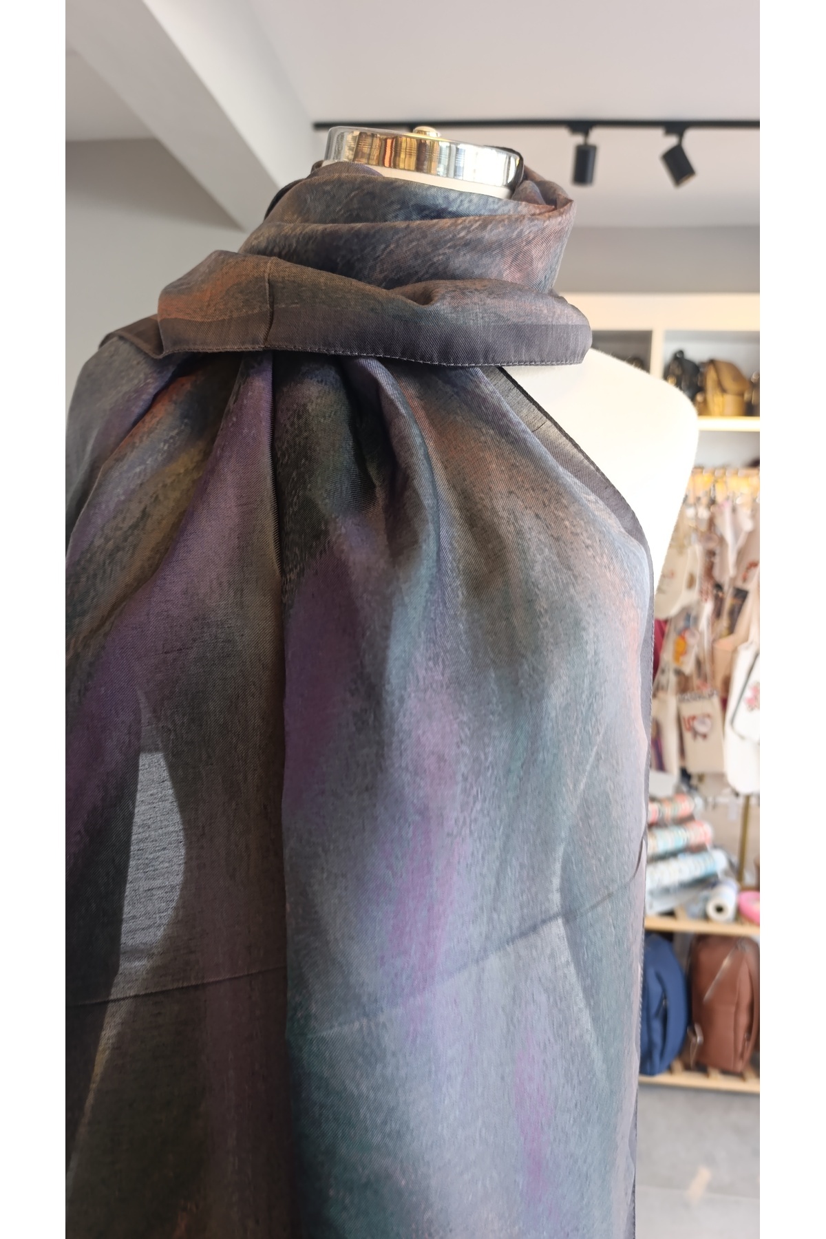 LA BOUTIQUE ÖZEL SERİ ŞAL