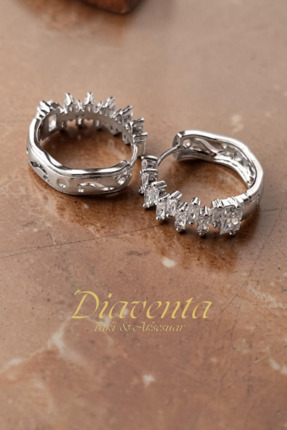 DİAVENTA TAKI VE AKSESUAR Xuping küpe Kadın Halka 2-5mm Baget Kristal Taşlı H...