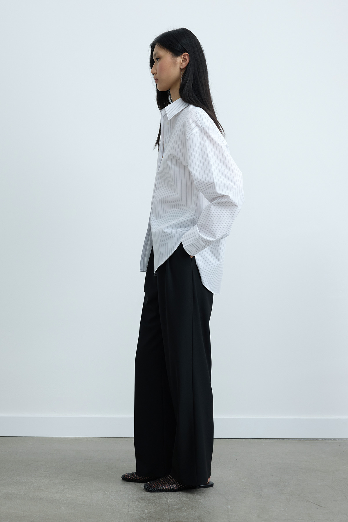 Suud Collection Beyaz Çizgili Page Oversize Gömlek görsel 4