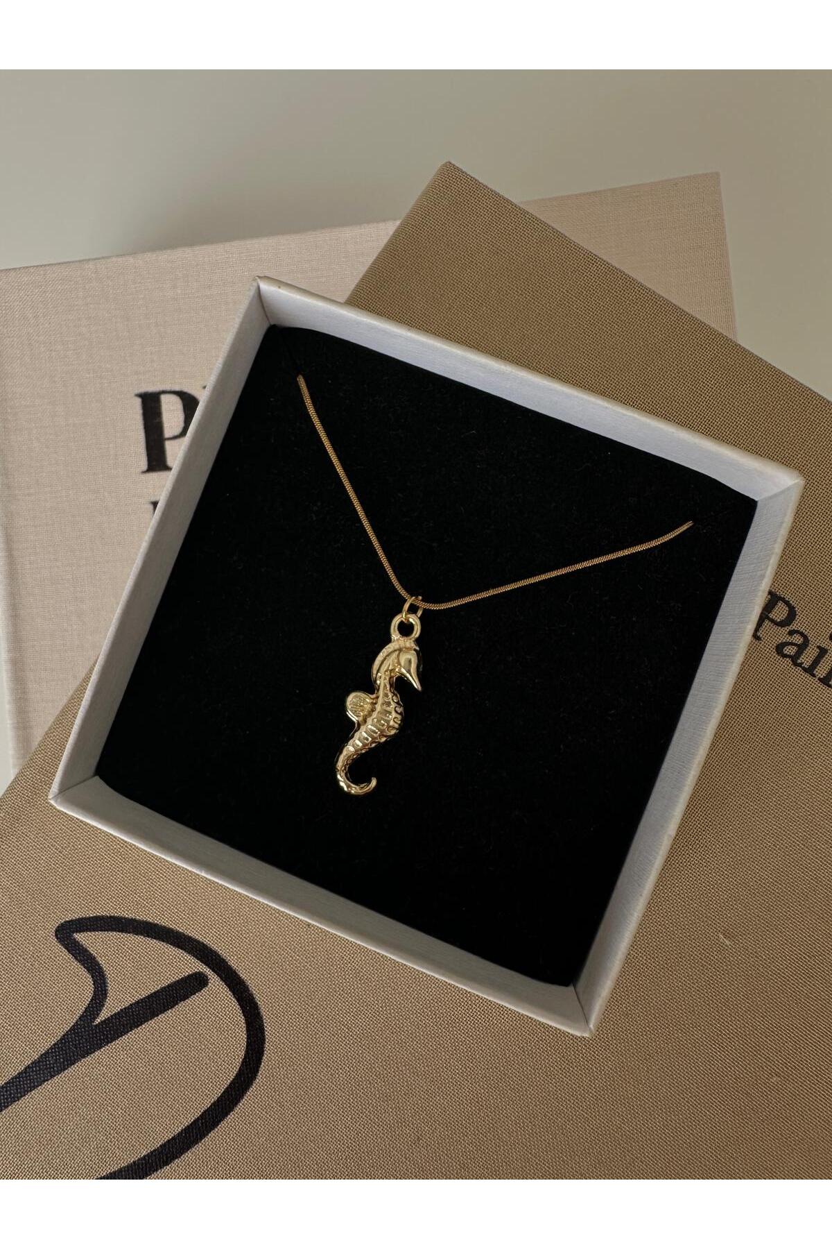 Deniz Anası Charm Çelik Zincirli Gold Kadın Kolye (45 Cm) - Detay Görseli 3