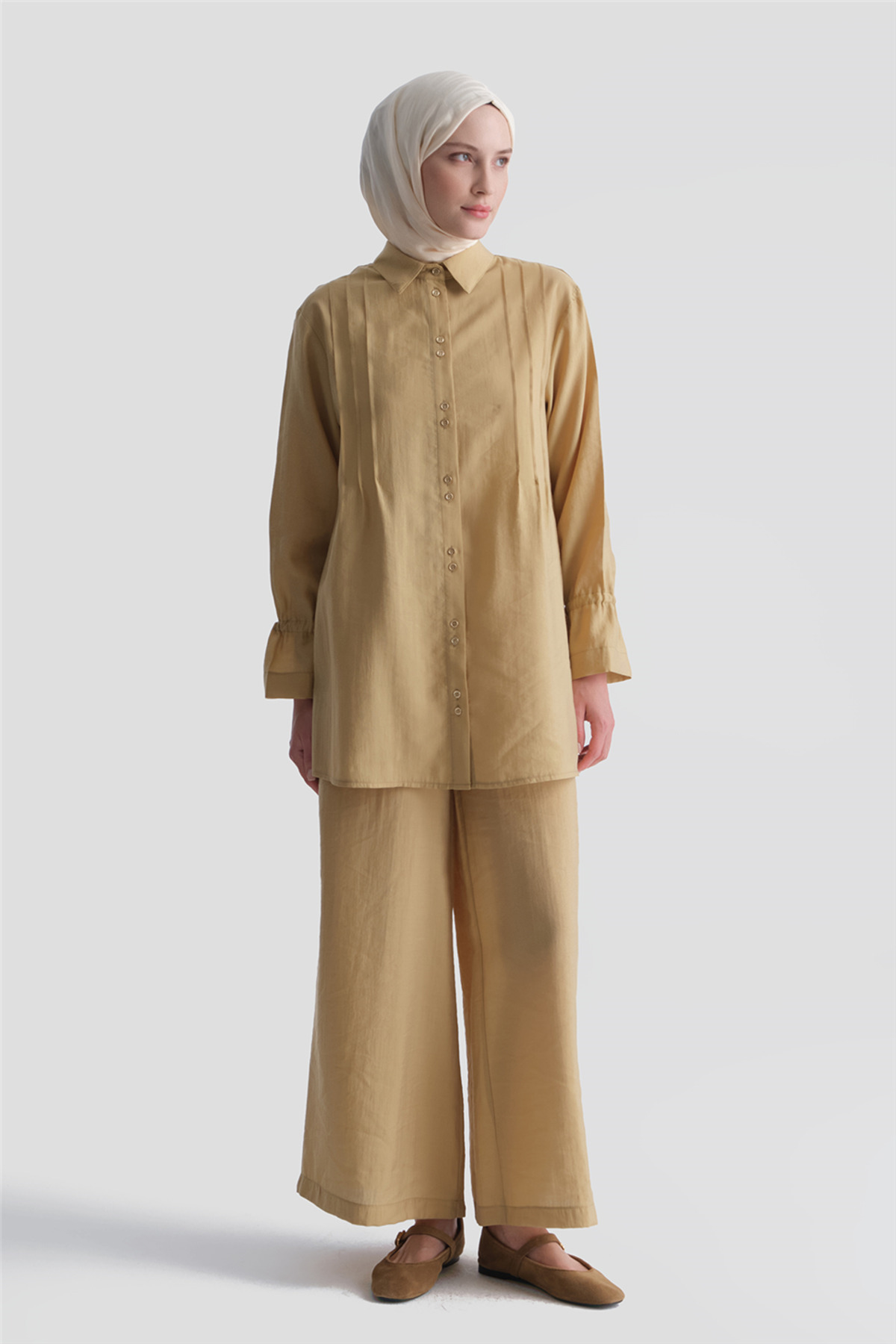 Armine Ribbed Detailed Suit in Olive Green
