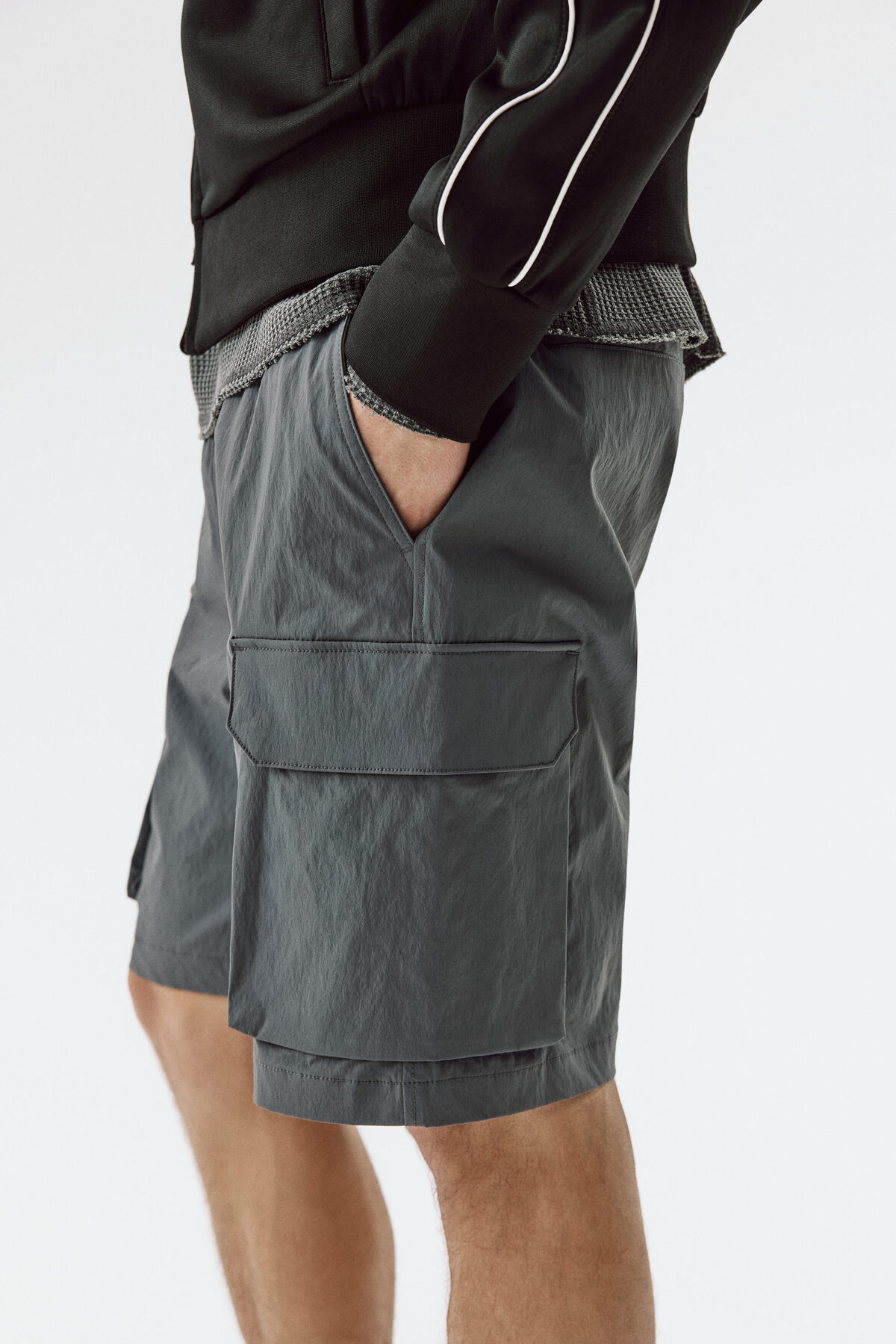 H&M Kargo Şort Regular Fit görsel 6
