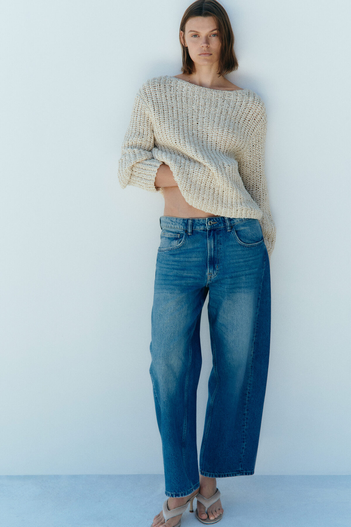 H&M Barrel Regular Waist Ankle Jeans