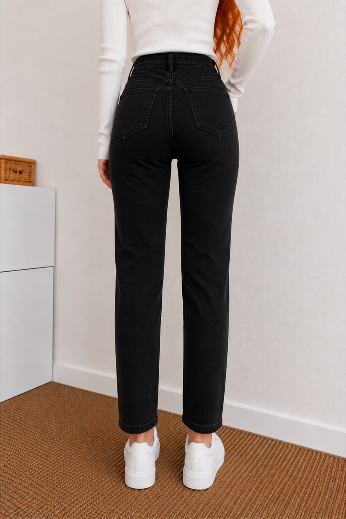 DELDNM Alley Kadın Siyah Yüksek Bel Likralı Trend Mom Jean görsel 4
