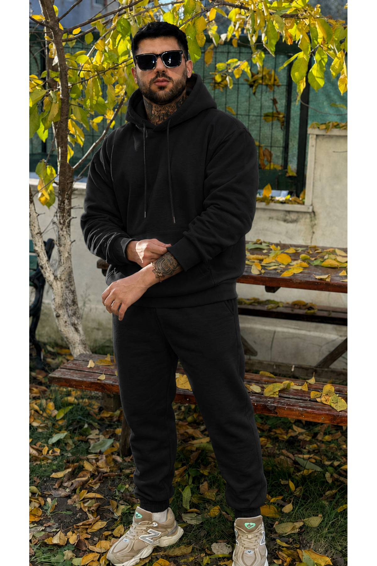 ست گرمکن هودی گشاد سه نخ برس خورده کلاه دار مردانه — مشکی Mstf6027-1 — تصویر 2 از 4