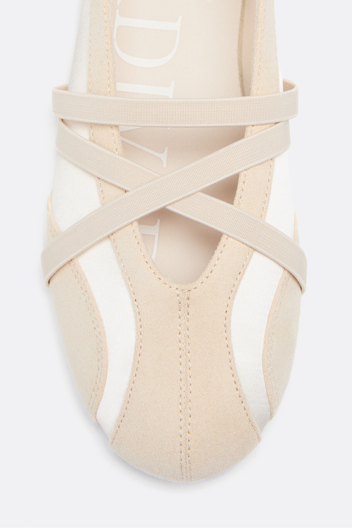 Stradivarius Çapraz bantlı sneaker babet görsel 4