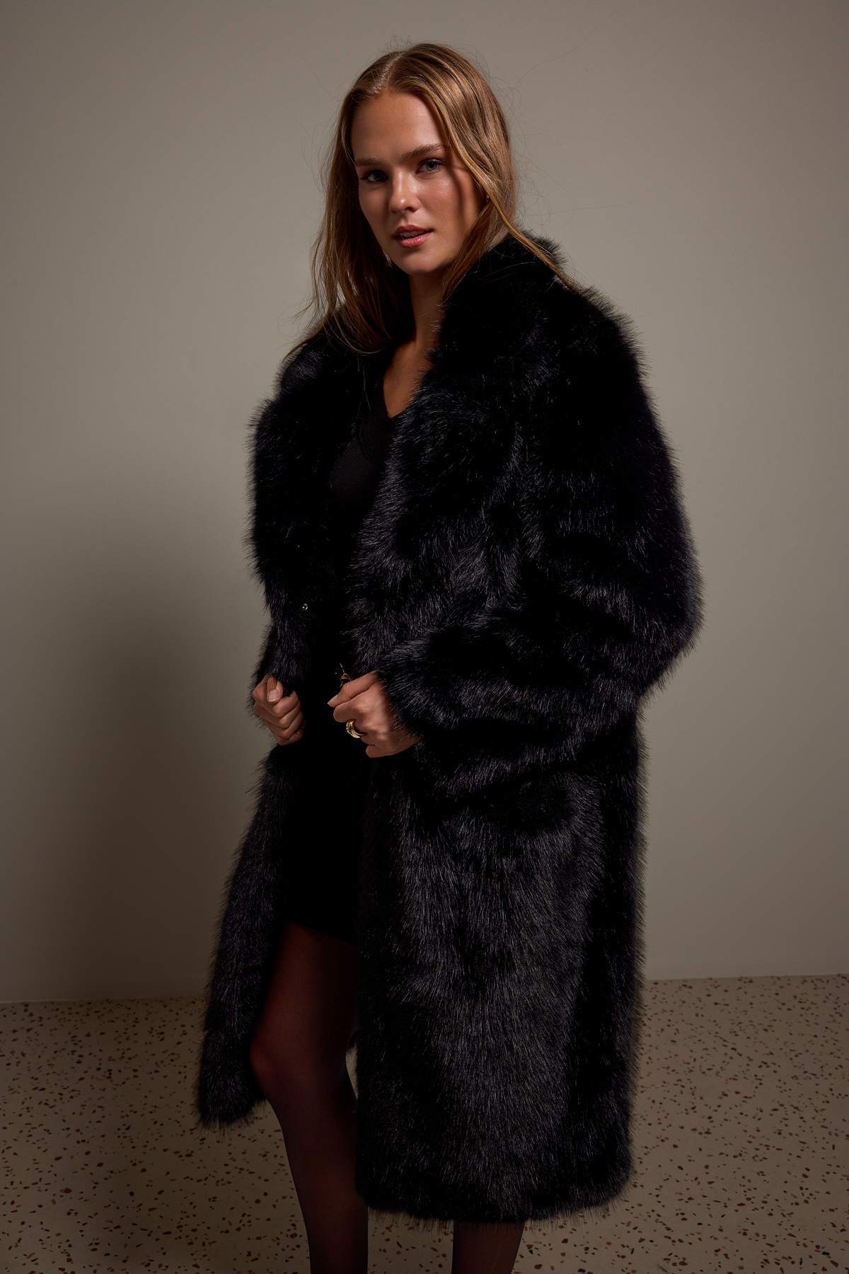 trendyolmilla-womens-plain-long-oversize-coat