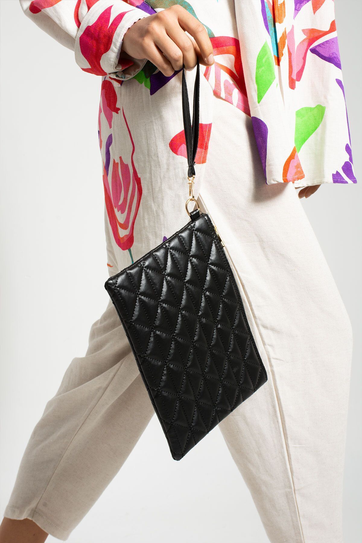 Bagfoni Siyah Üçgen Desenli Portföy Clutch El Çantası görsel 2