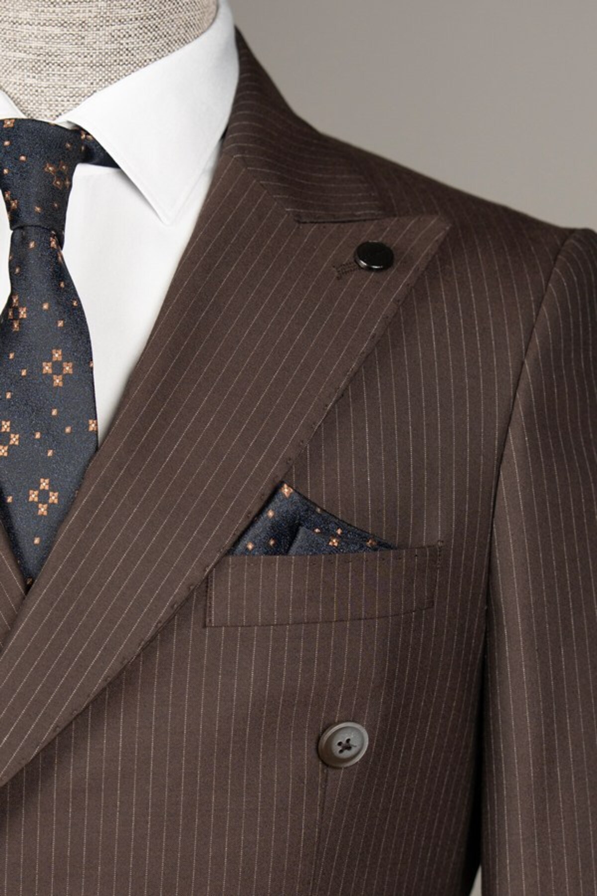 Kruvaze Çizgili Takım Elbise –SlimFit 1 beden büyük tercih ediniz. — قهوه‌ای T01-KTA36 — تصویر 3 از 5