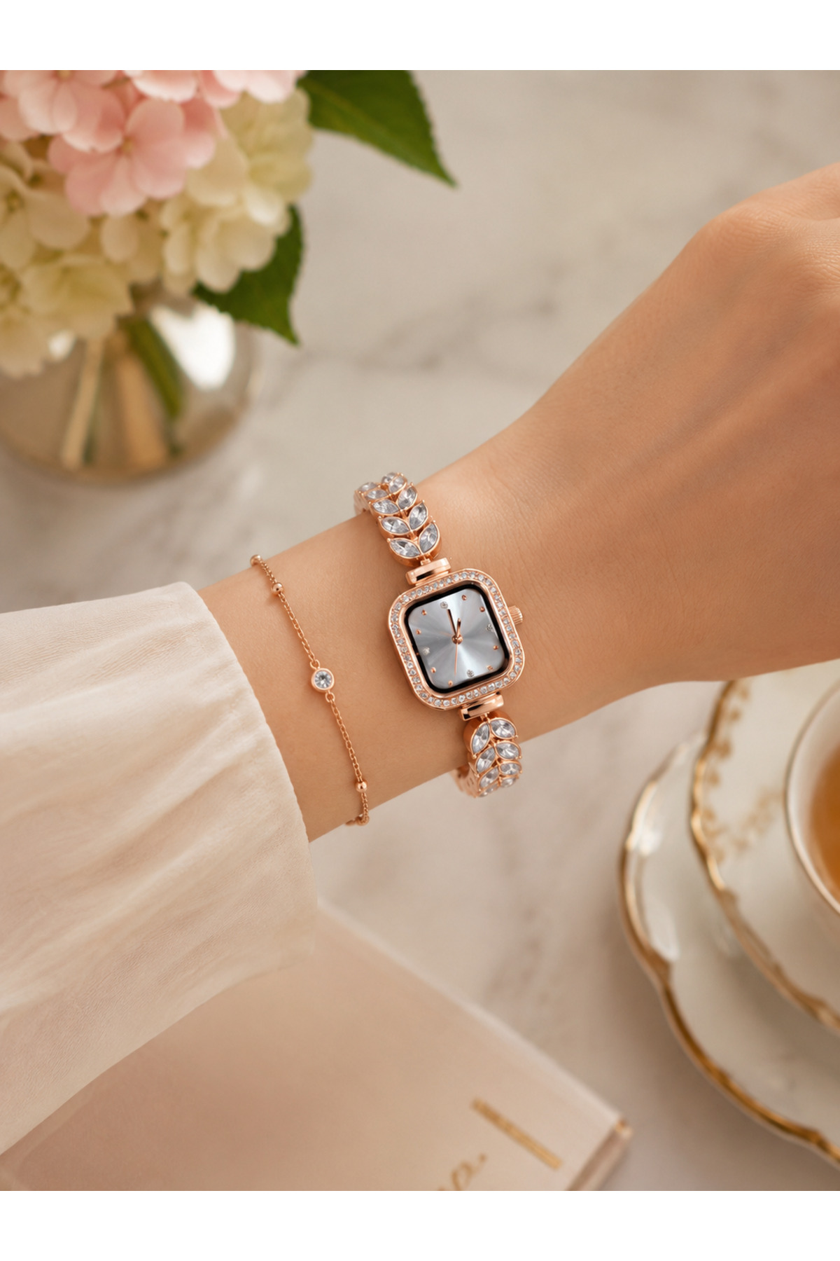 DARK BLANC Rose Gold Renk Kare Vintage Taşlı Kol Saati