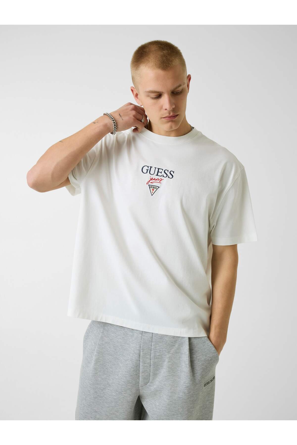 تیشرتزنانهGuessرنگارنگ