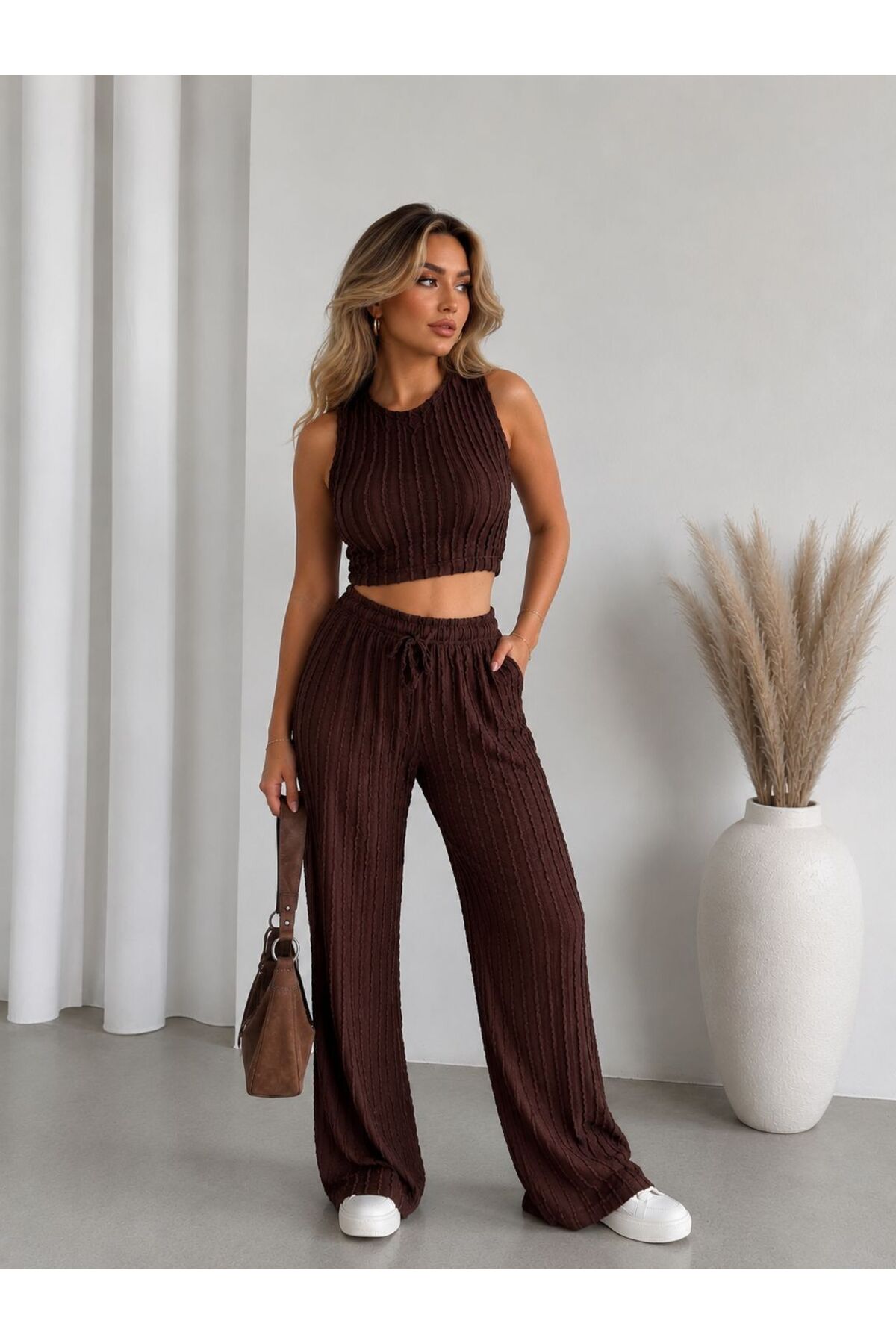 Women's Comfortable Fit Crop Pants 2 Piece Set