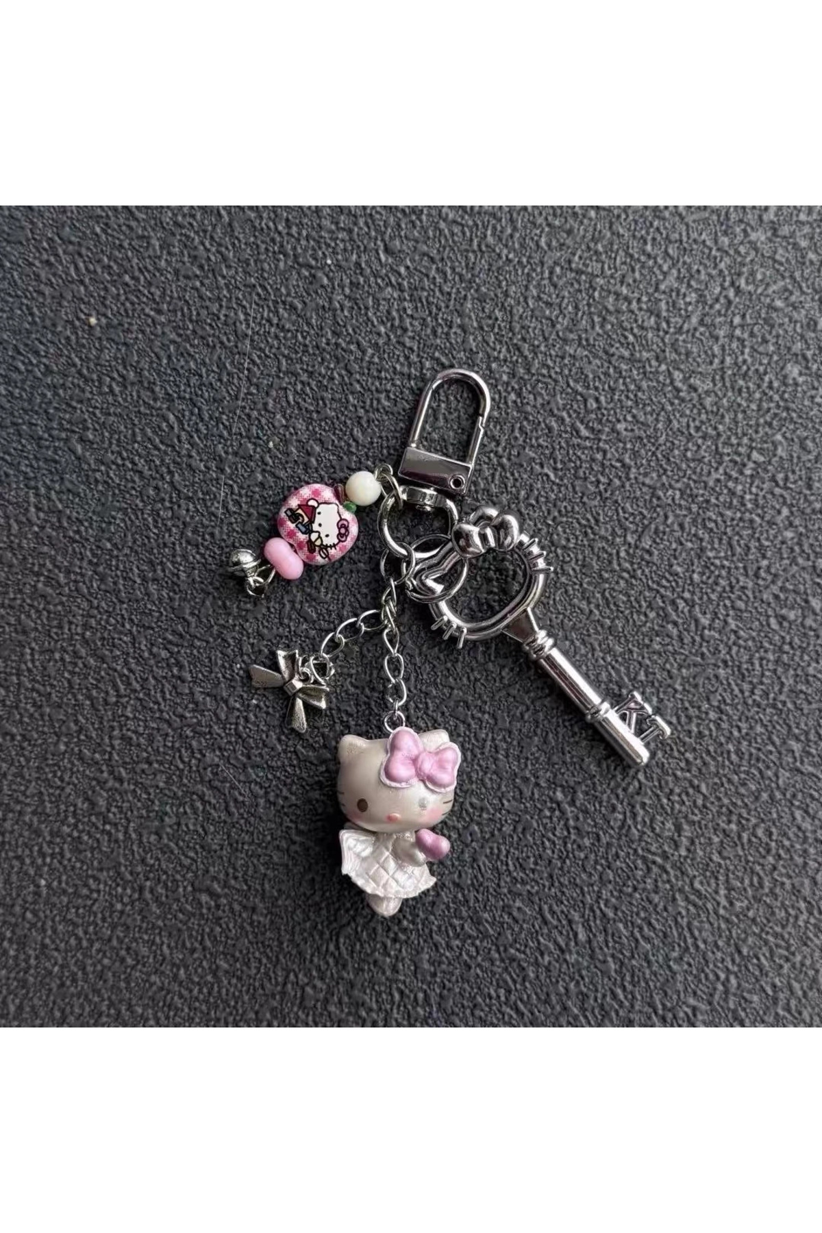 ペット用　Hello Kitty 30year限定ネックレス　サファイア&ルビー Dem Accessory Hello Kitty Anahtarlık - Fiyatı, Yorumları
