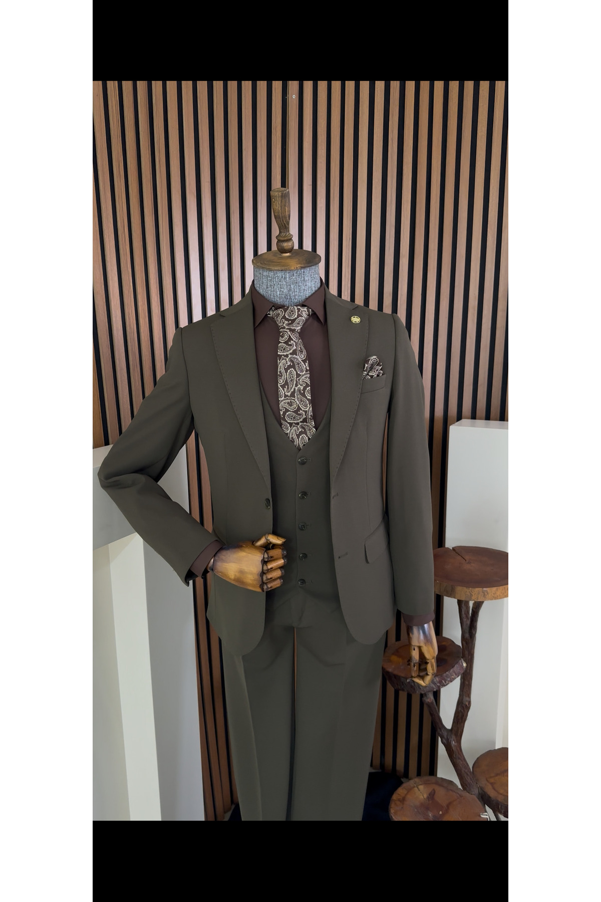 Green Men Suits with Latest Models - 2026