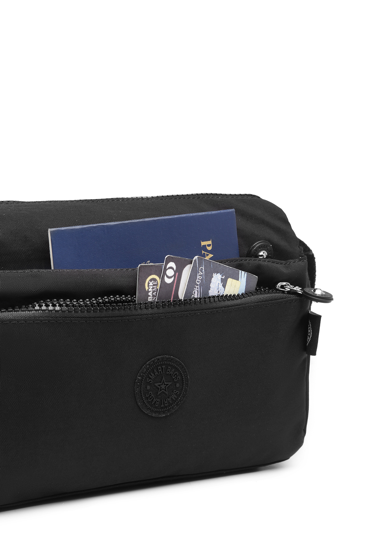 SMART BAGS Günlük Küçük Boy Su Geçirmez Hafif Krınkıl Kumaş Kadın Çapraz Çanta Siyah görsel 7