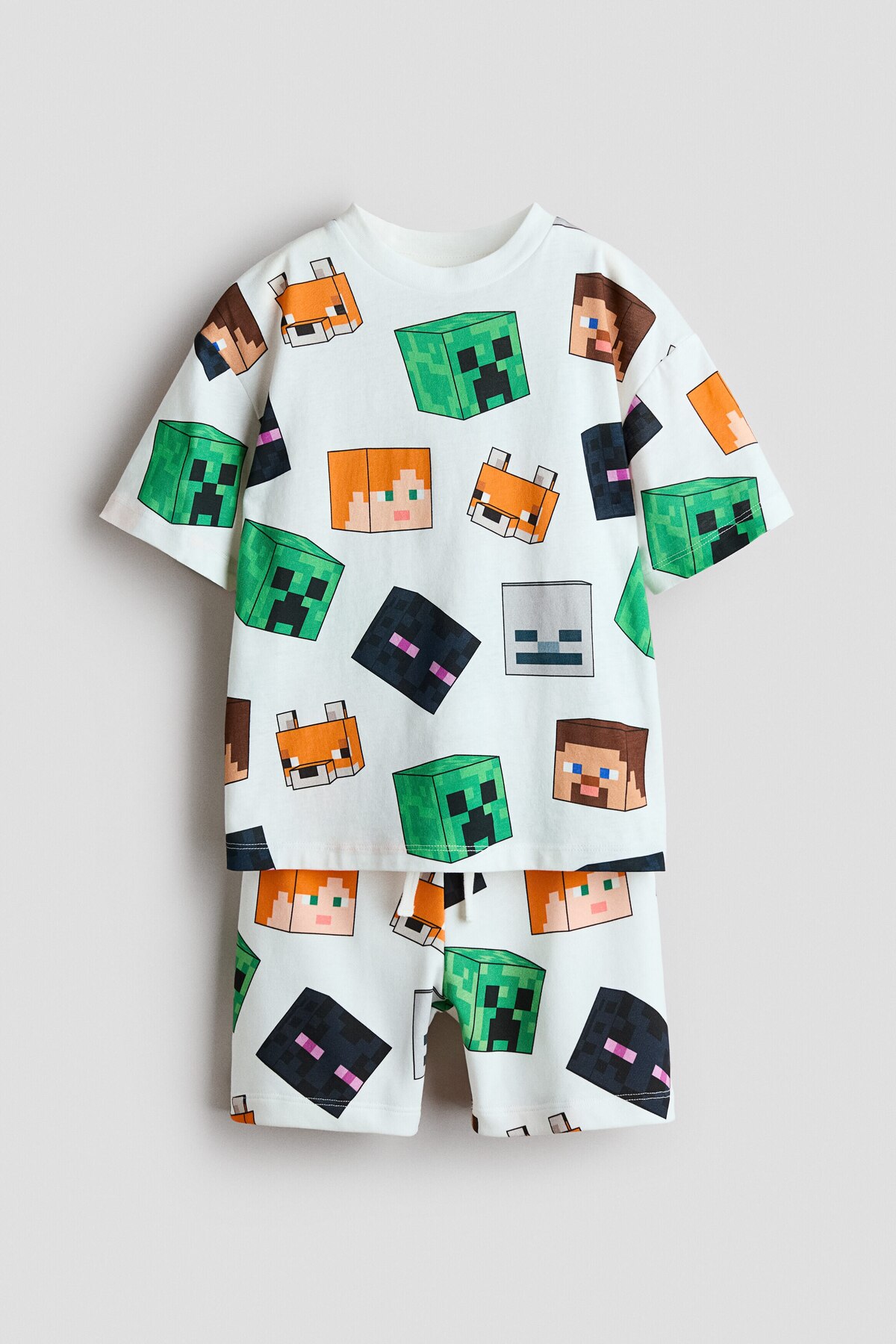 مجموعه چاپ شده دو تکه اچ اند ام ست تی شرت و شلوارک H&M