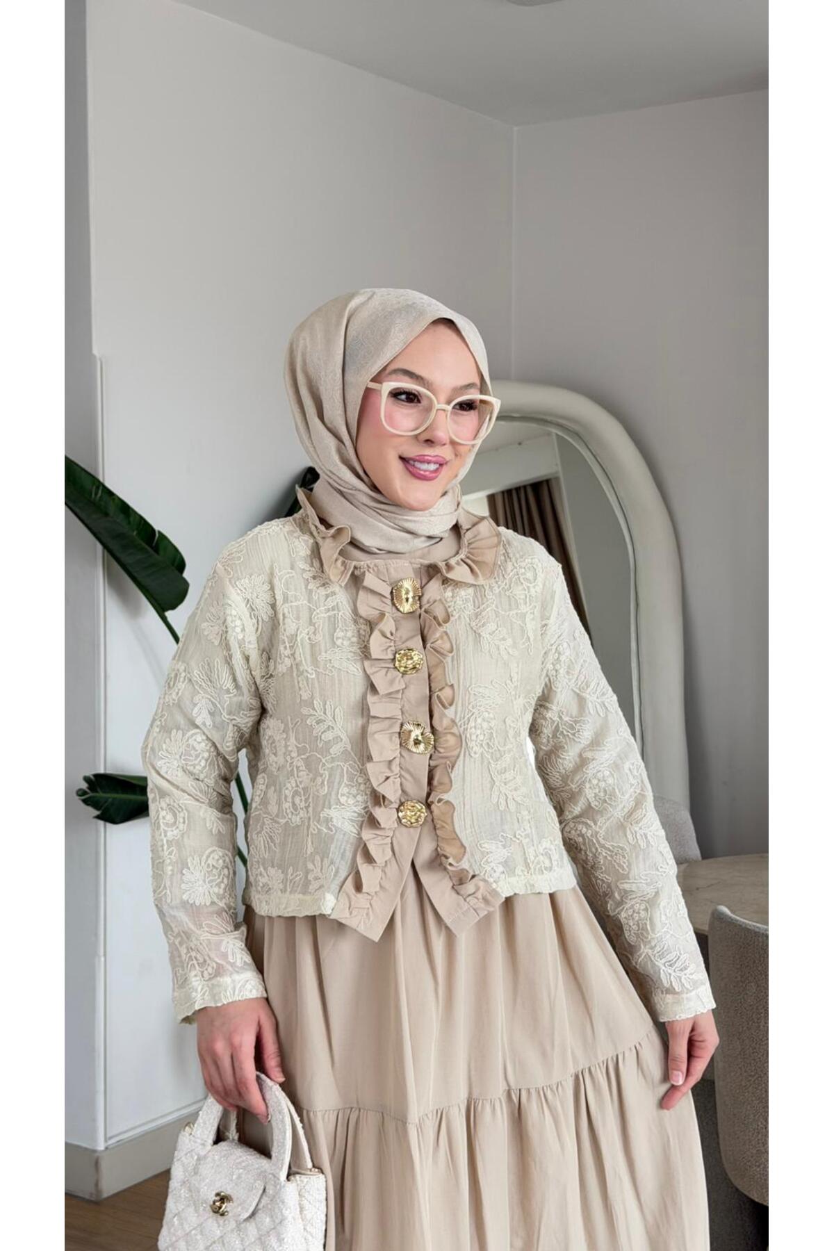New Season Mademoiselle Lace 2-piece Dress