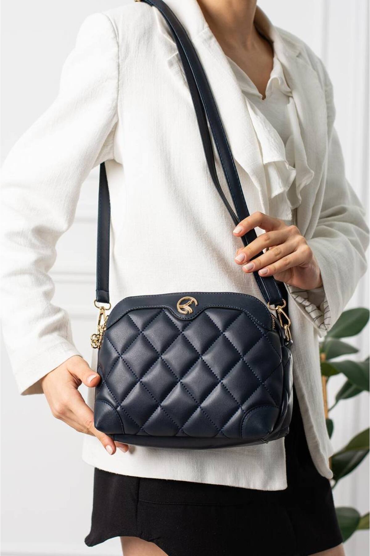 Navy Blue SORİSSO Premium Embroidered Leather Women's Shoulder and Crossbody Bag görünüm 2
