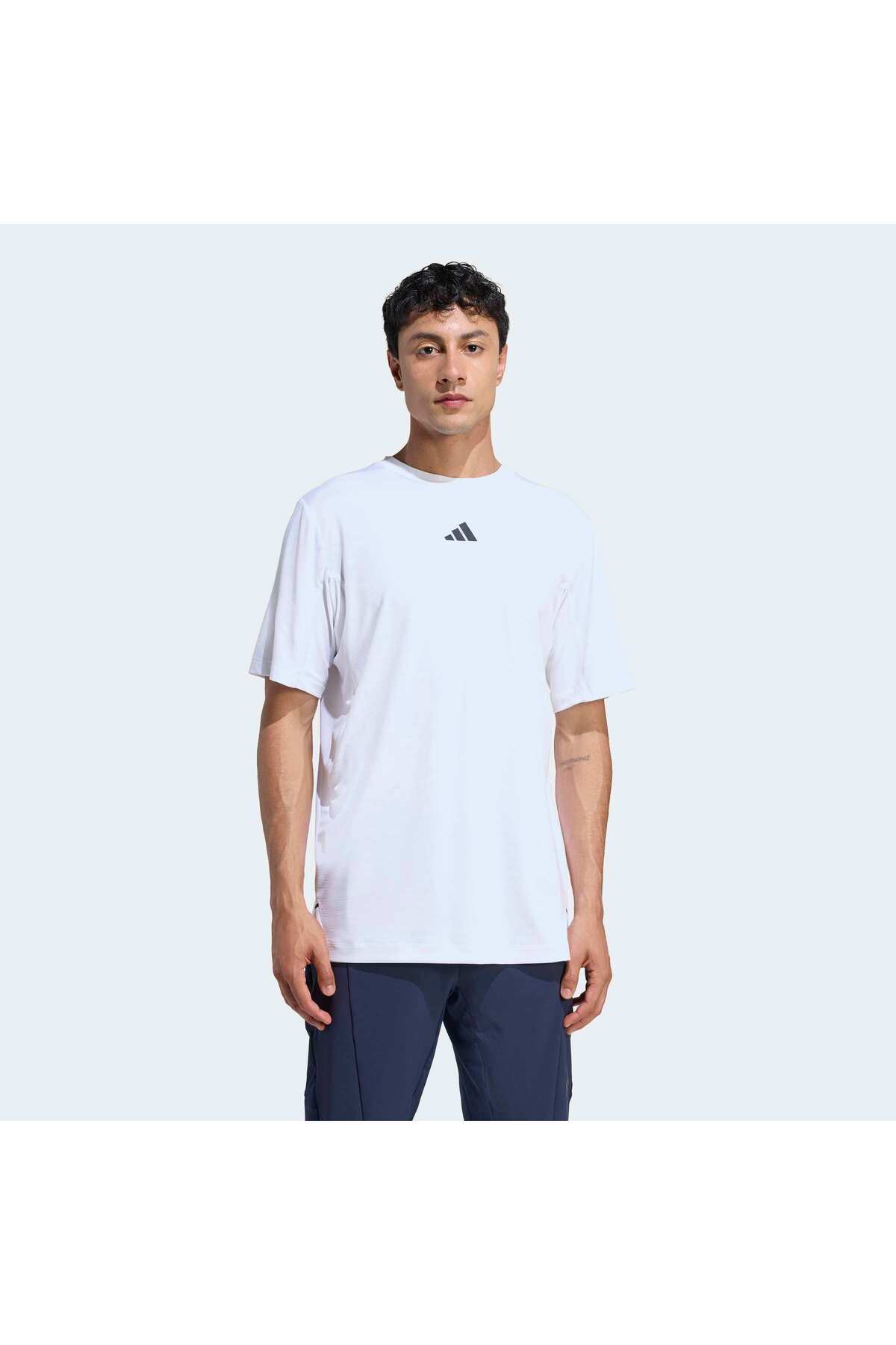 تیشرتمردانهadidasسفید