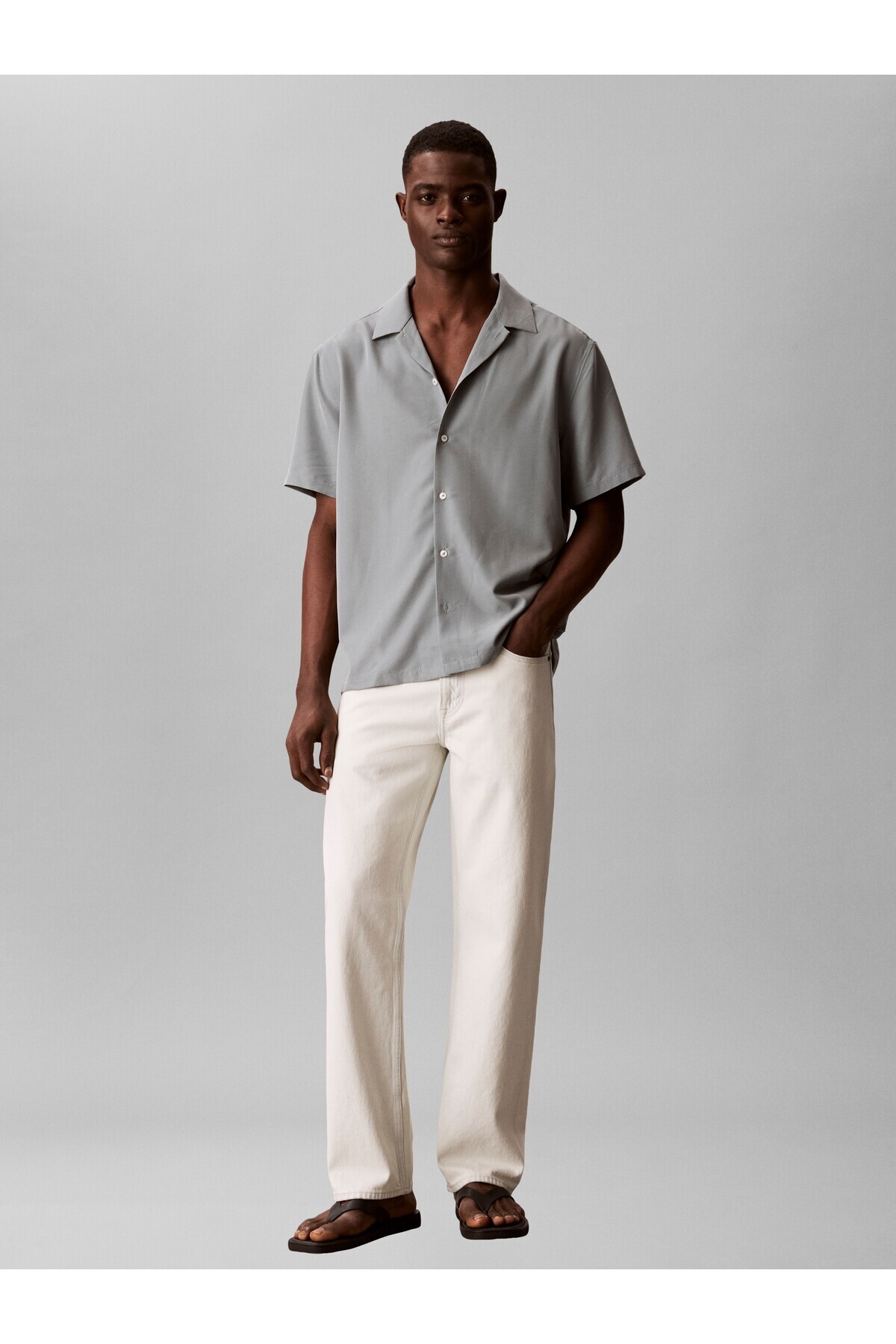 پیراهنمردانهCalvin Kleinخاکستری